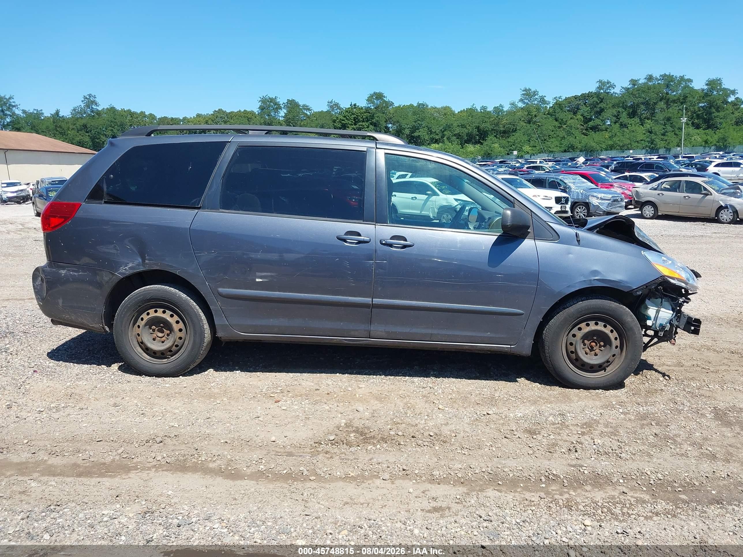 2008 Toyota Sienna Le Gray vin: 5TDZK23C08S183069