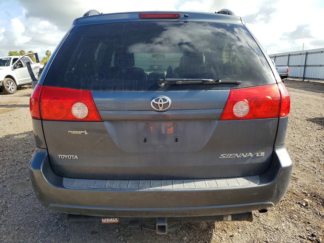 2009 Toyota Sienna Le 7-passenger Gray vin: 5TDZK23C09S246074