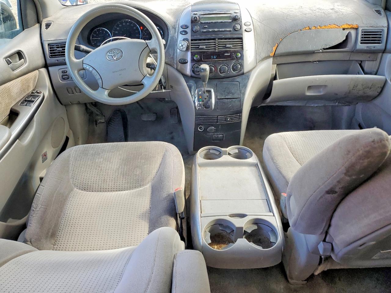 2009 Toyota Sienna Le 7-passenger Gray vin: 5TDZK23C09S246074