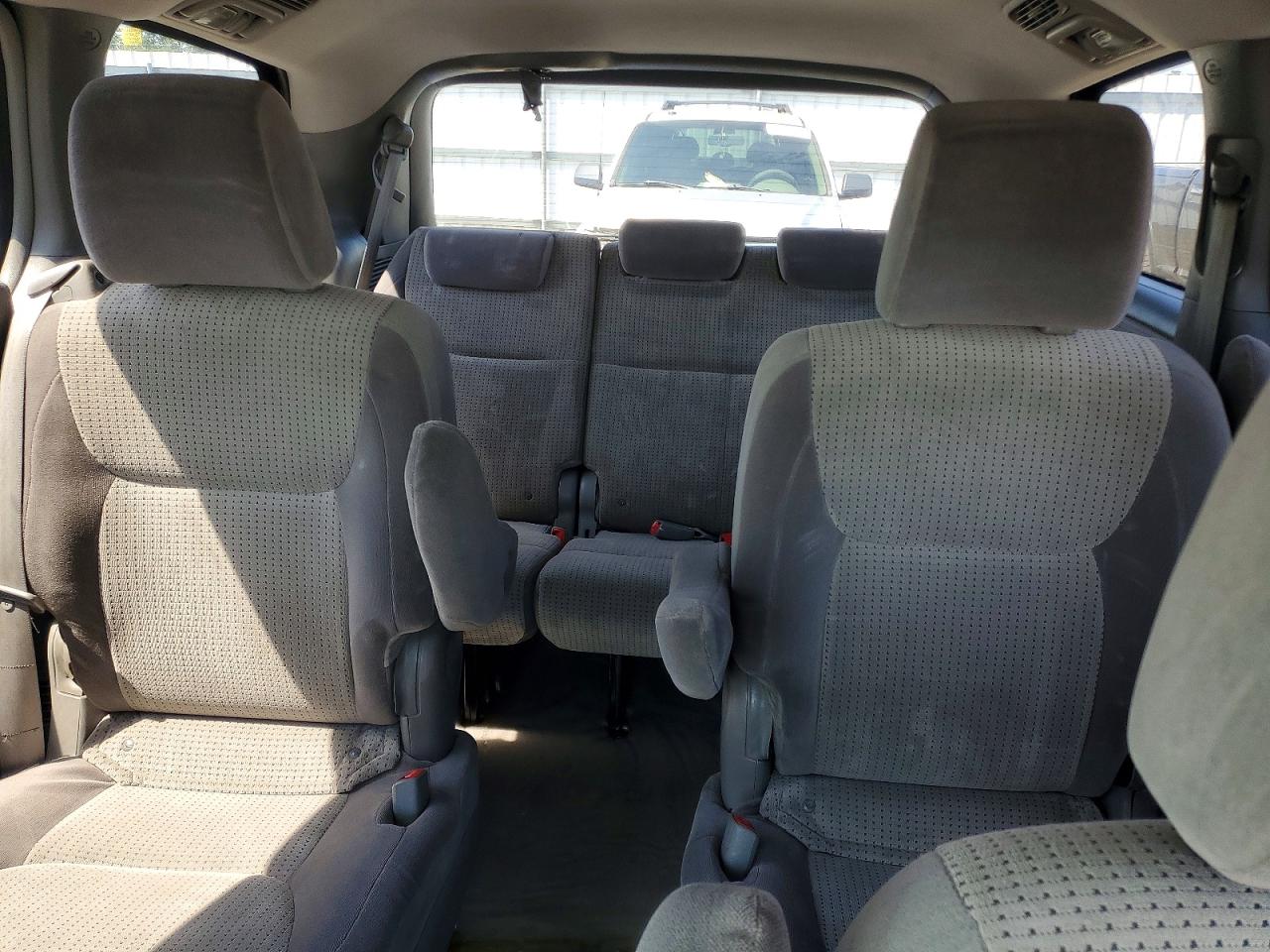 2009 Toyota Sienna Le 7-passenger Blue vin: 5TDZK23C09S252814