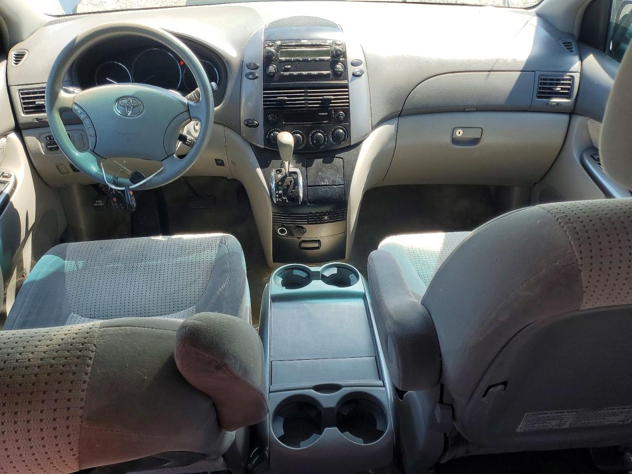 2009 Toyota Sienna Le 7-passenger Blue vin: 5TDZK23C09S252814