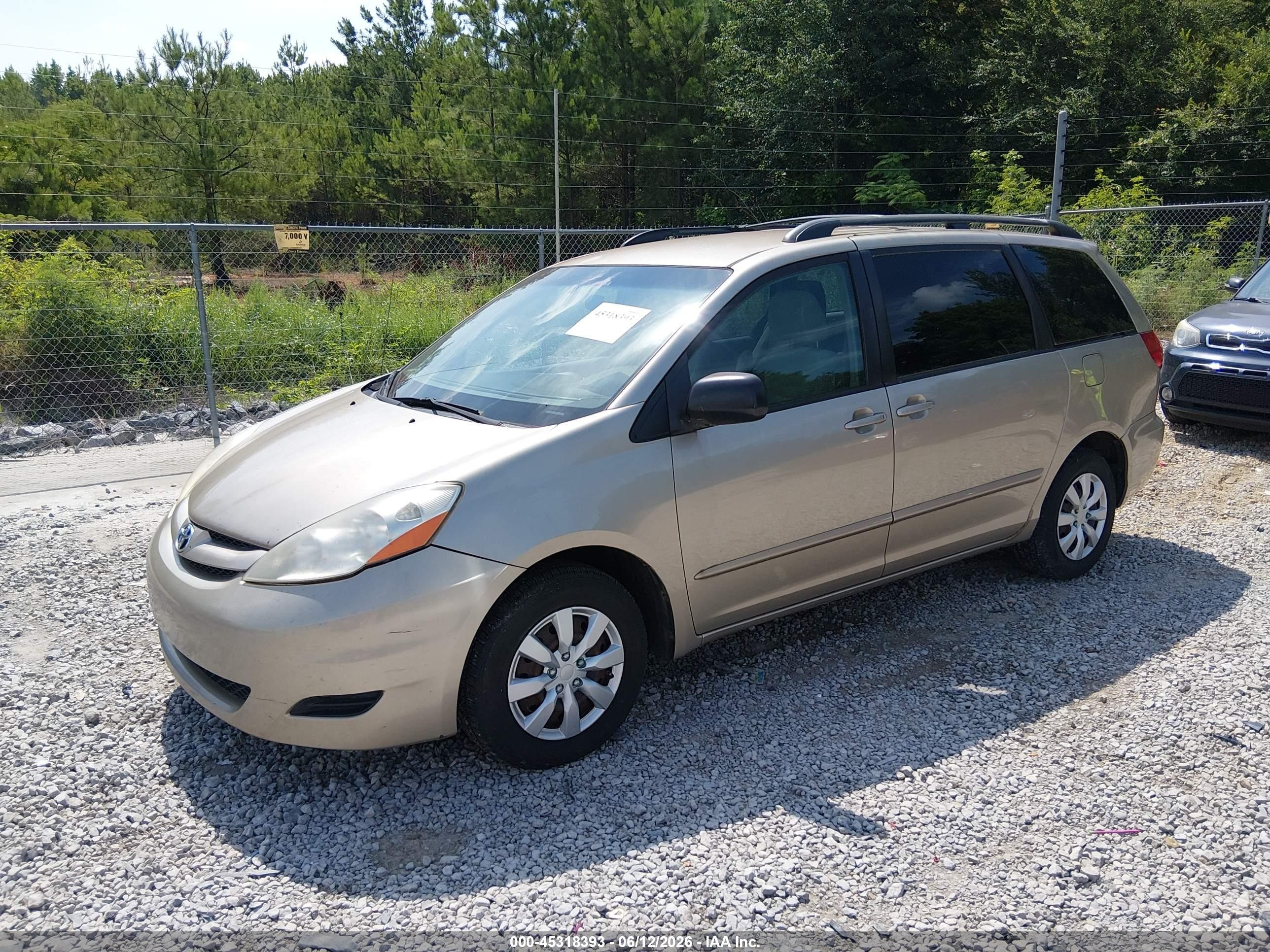 2009 Toyota Sienna Le Золотой vin: 5TDZK23C09S276952