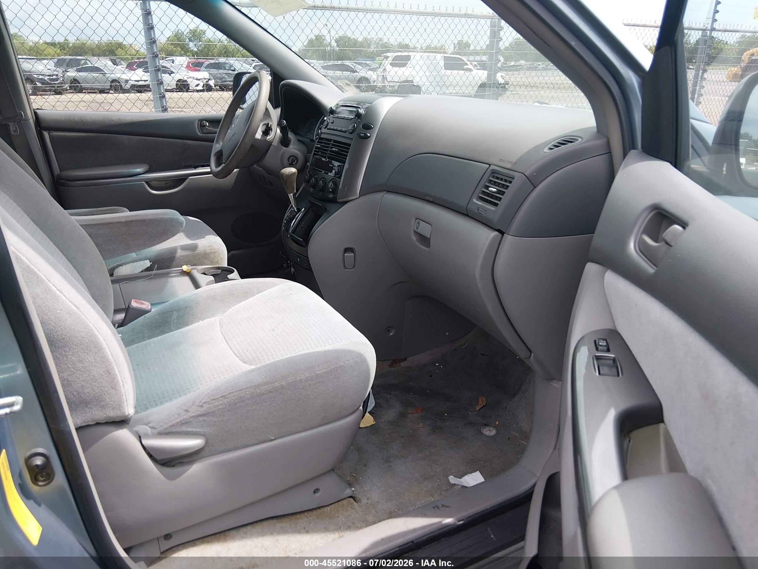 2009 Toyota Sienna Ce Blue vin: 5TDZK23C09S286316