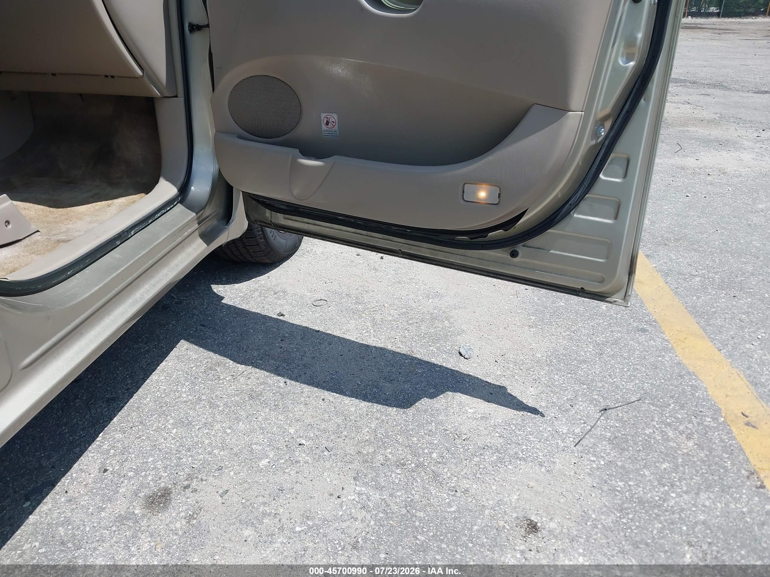 2009 Toyota Sienna Le Бежевый vin: 5TDZK23C09S287322