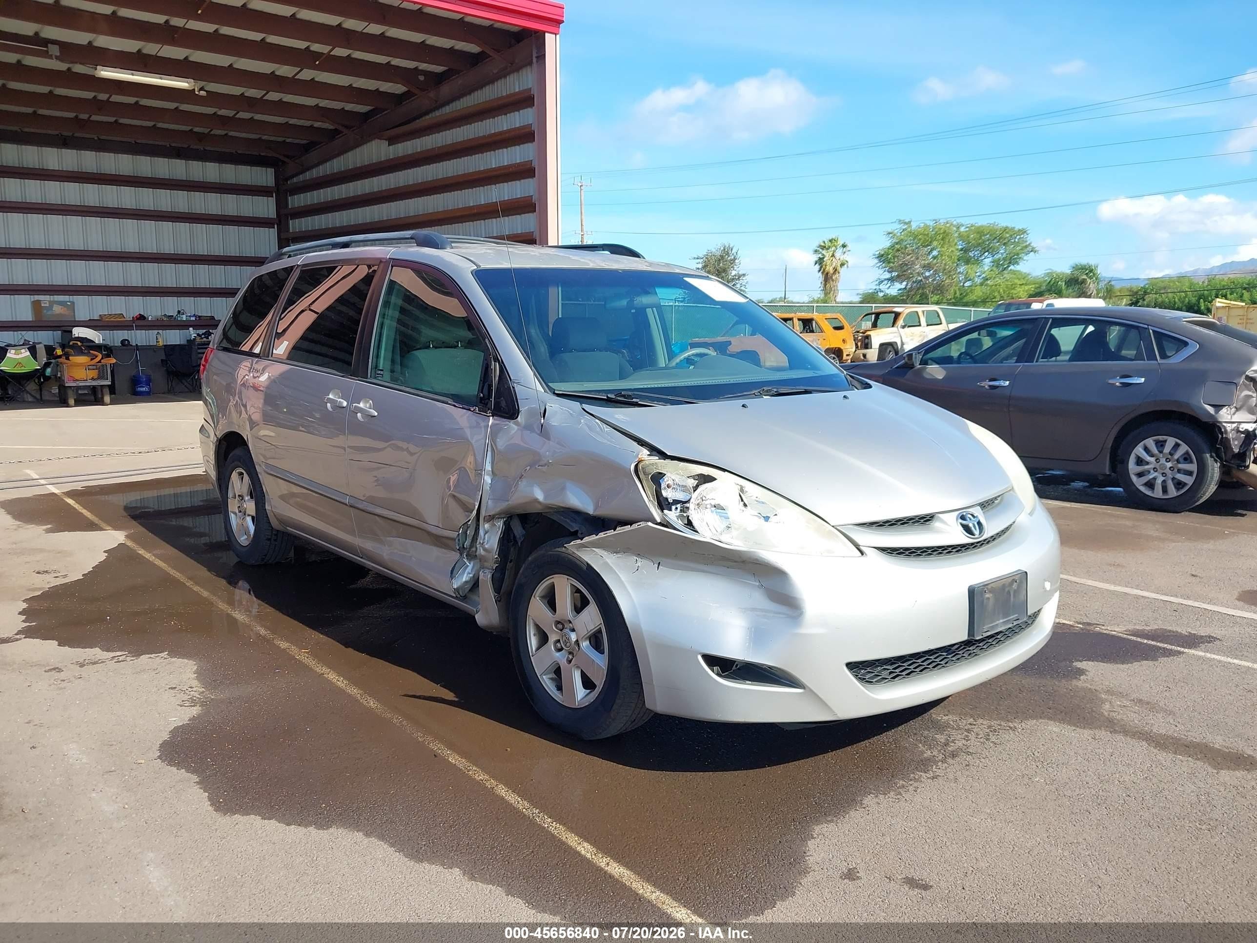 2009 Toyota Sienna Le Gray vin: 5TDZK23C09S288678