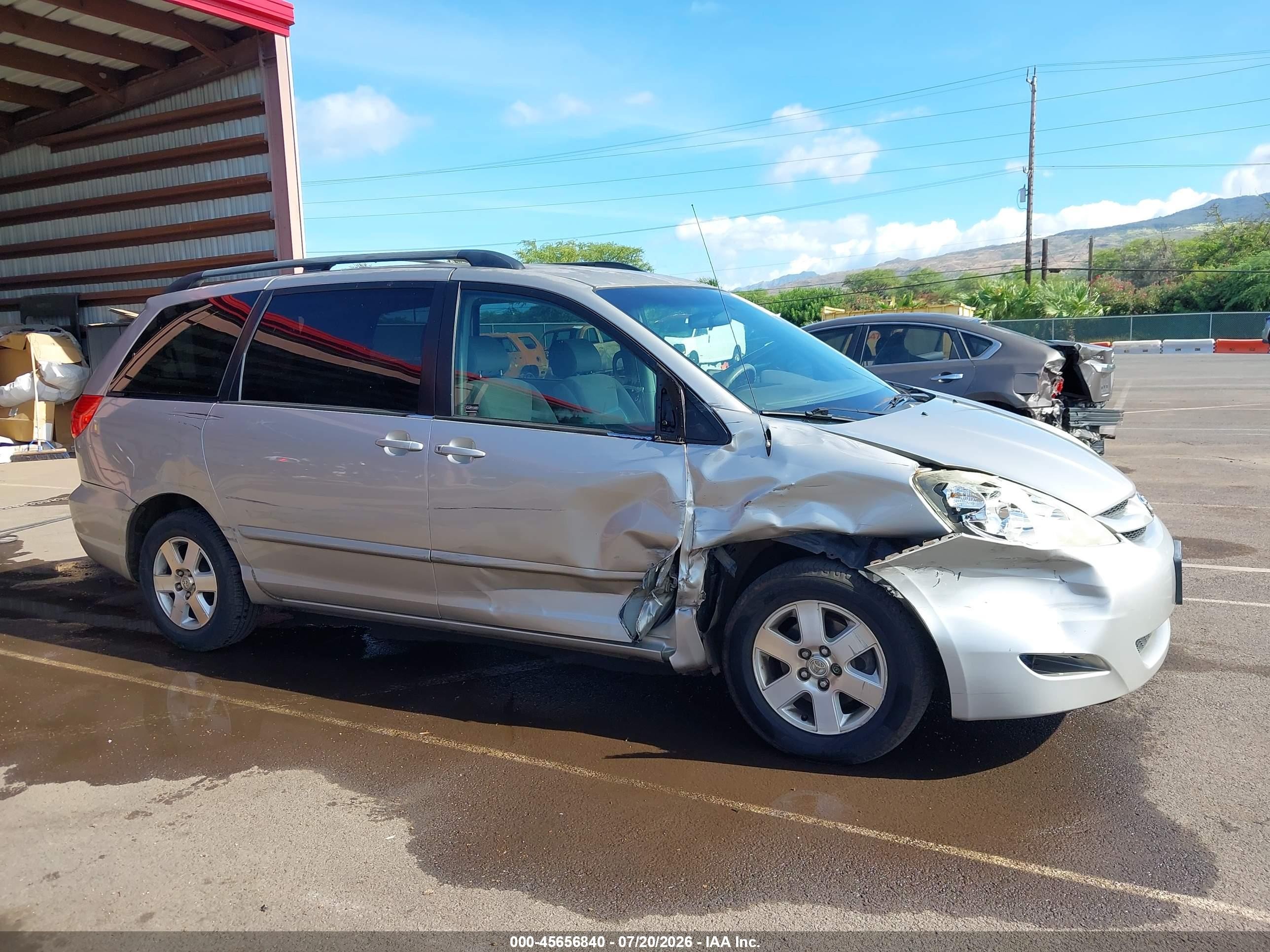 2009 Toyota Sienna Le Gray vin: 5TDZK23C09S288678