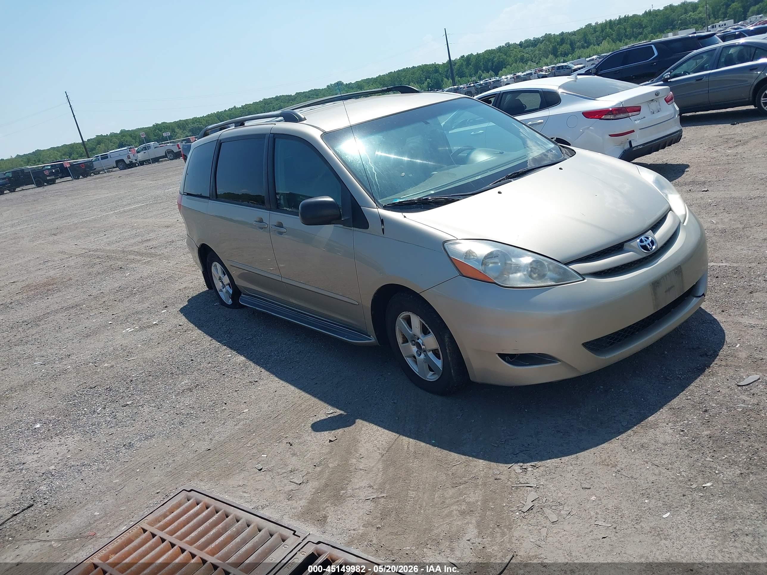 2007 Toyota Sienna Le Gold vin: 5TDZK23C17S002916