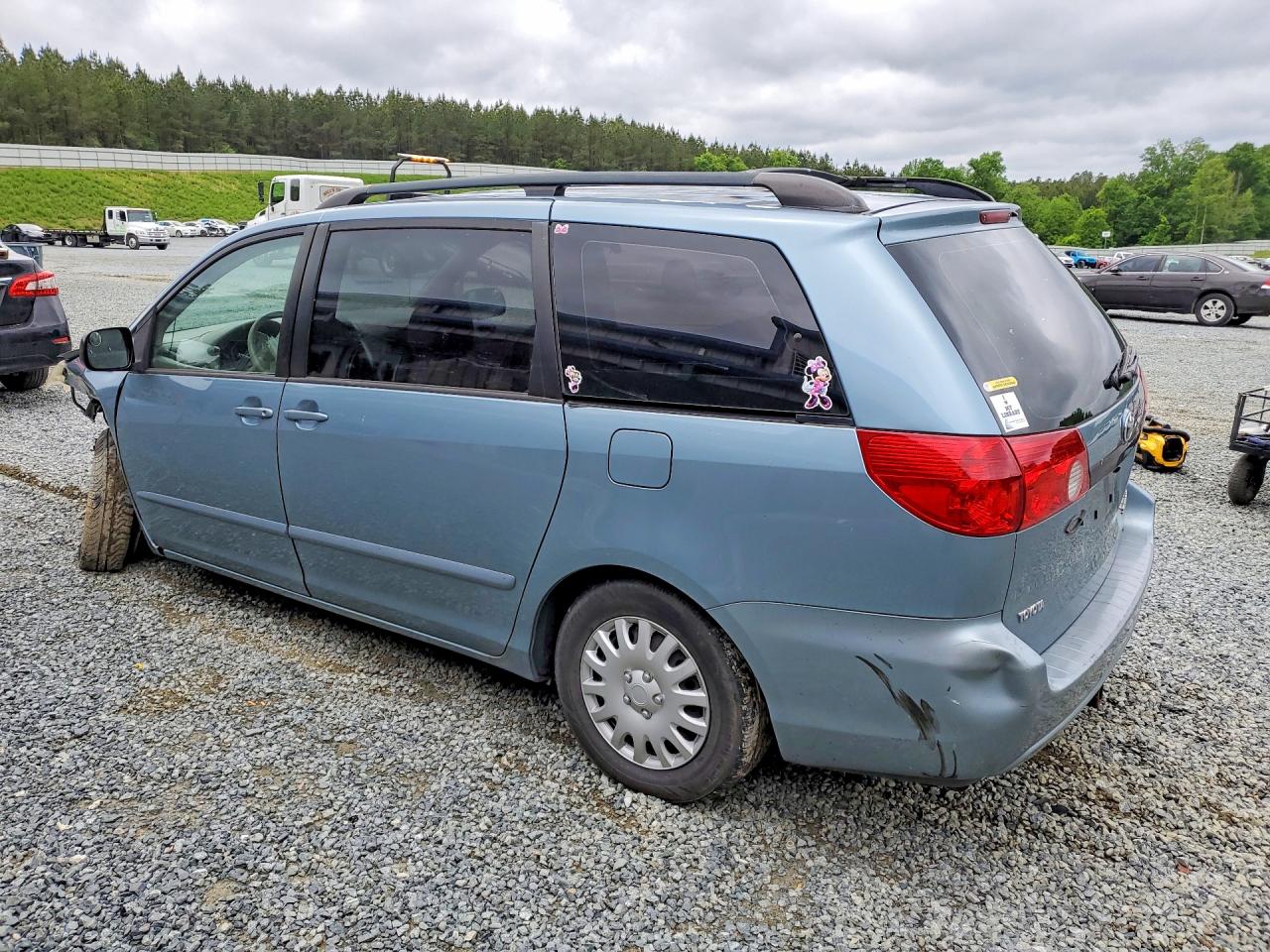 2007 Toyota Sienna Ce 7-passenger Blue vin: 5TDZK23C17S014418