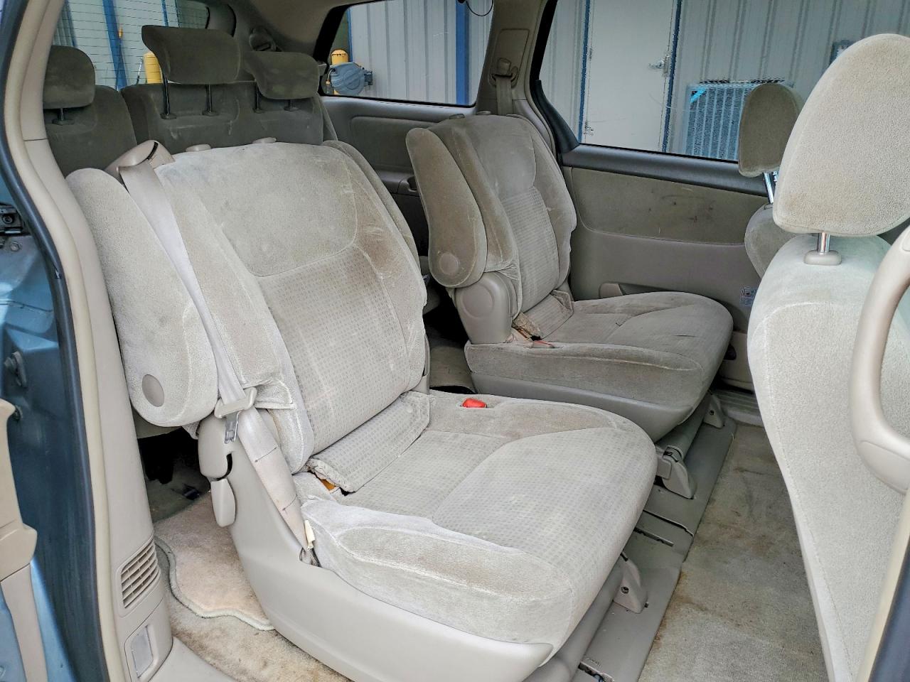 2007 Toyota Sienna Ce 7-passenger Blue vin: 5TDZK23C17S014418