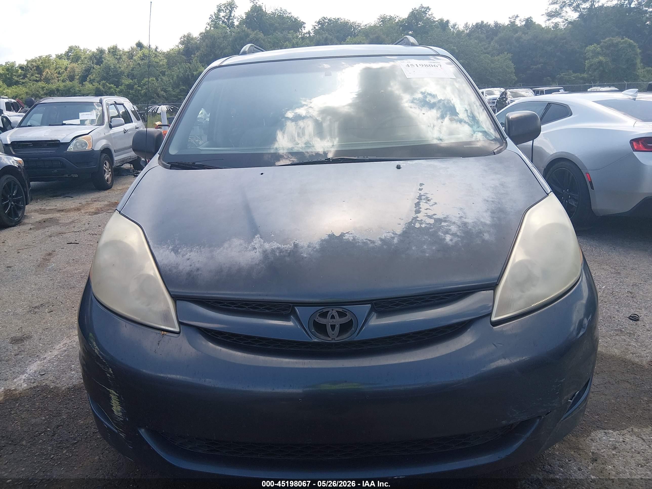 2007 Toyota Sienna Le Gray vin: 5TDZK23C17S017027