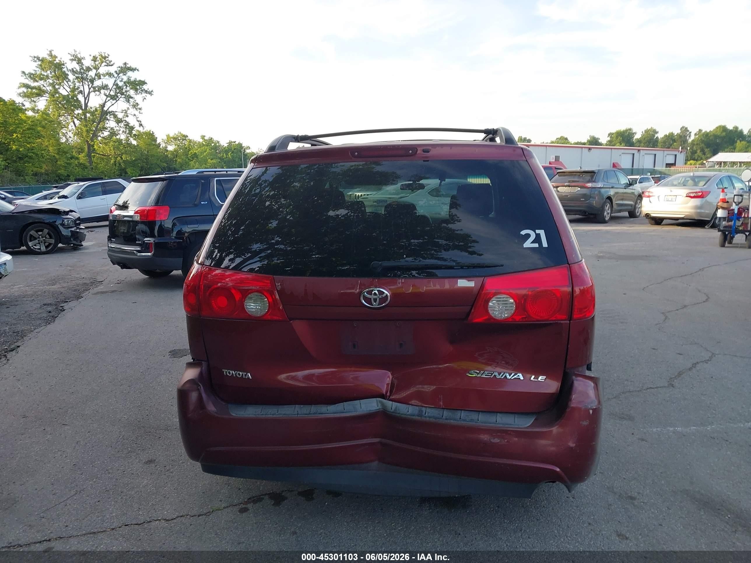 2007 Toyota Sienna Le Темно-бордовый vin: 5TDZK23C17S018050