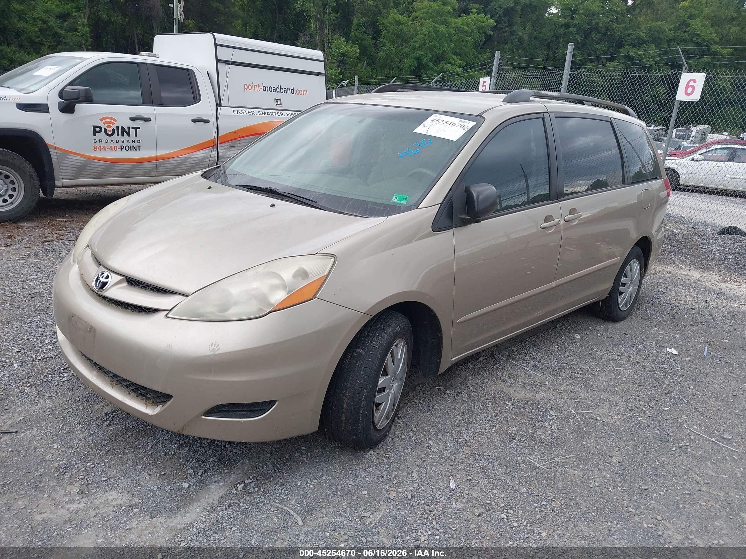 2007 Toyota Sienna Ce Gold vin: 5TDZK23C17S046690