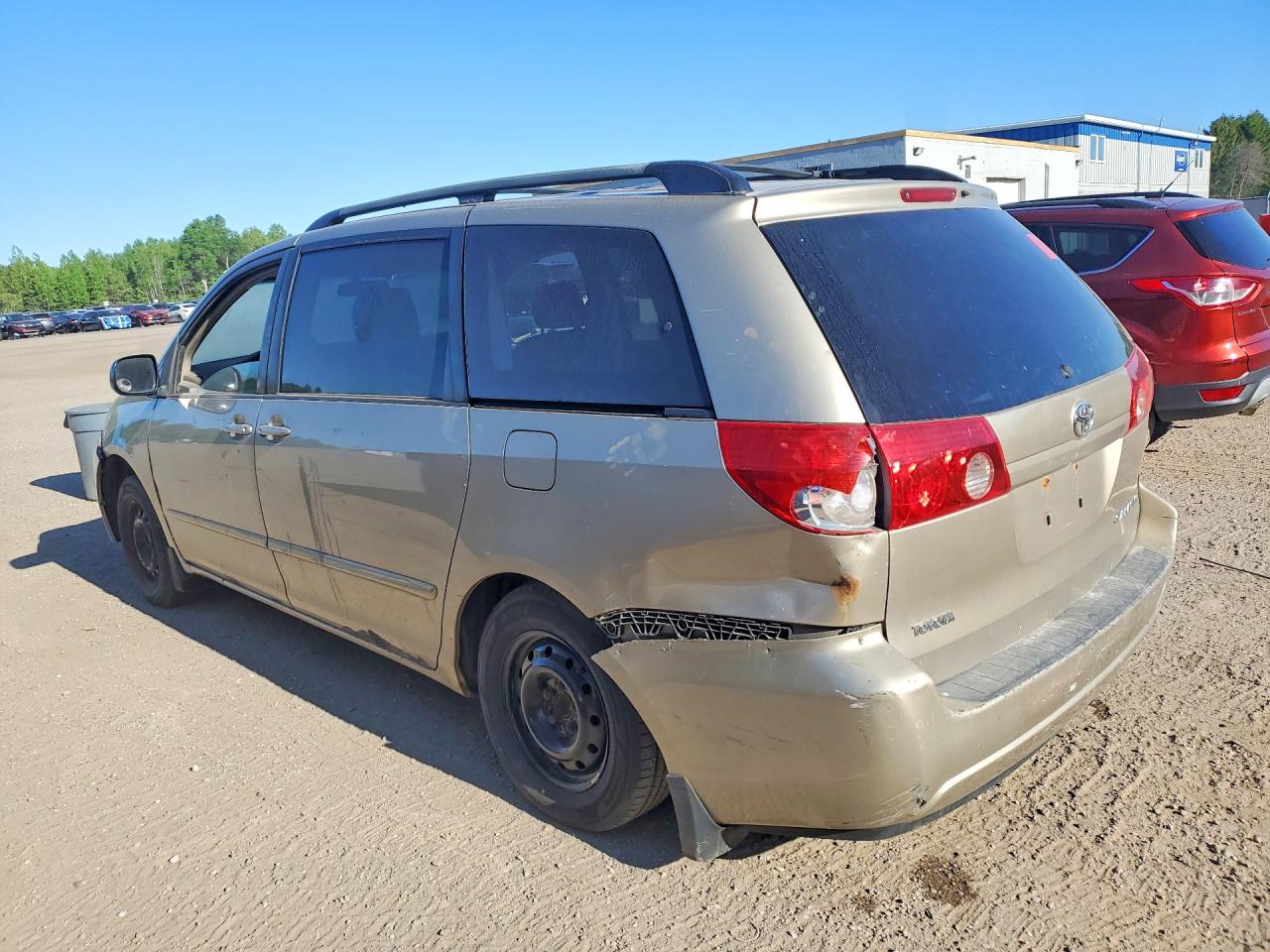 2007 Toyota Sienna Le 8-passenger Beige vin: 5TDZK23C17S064574