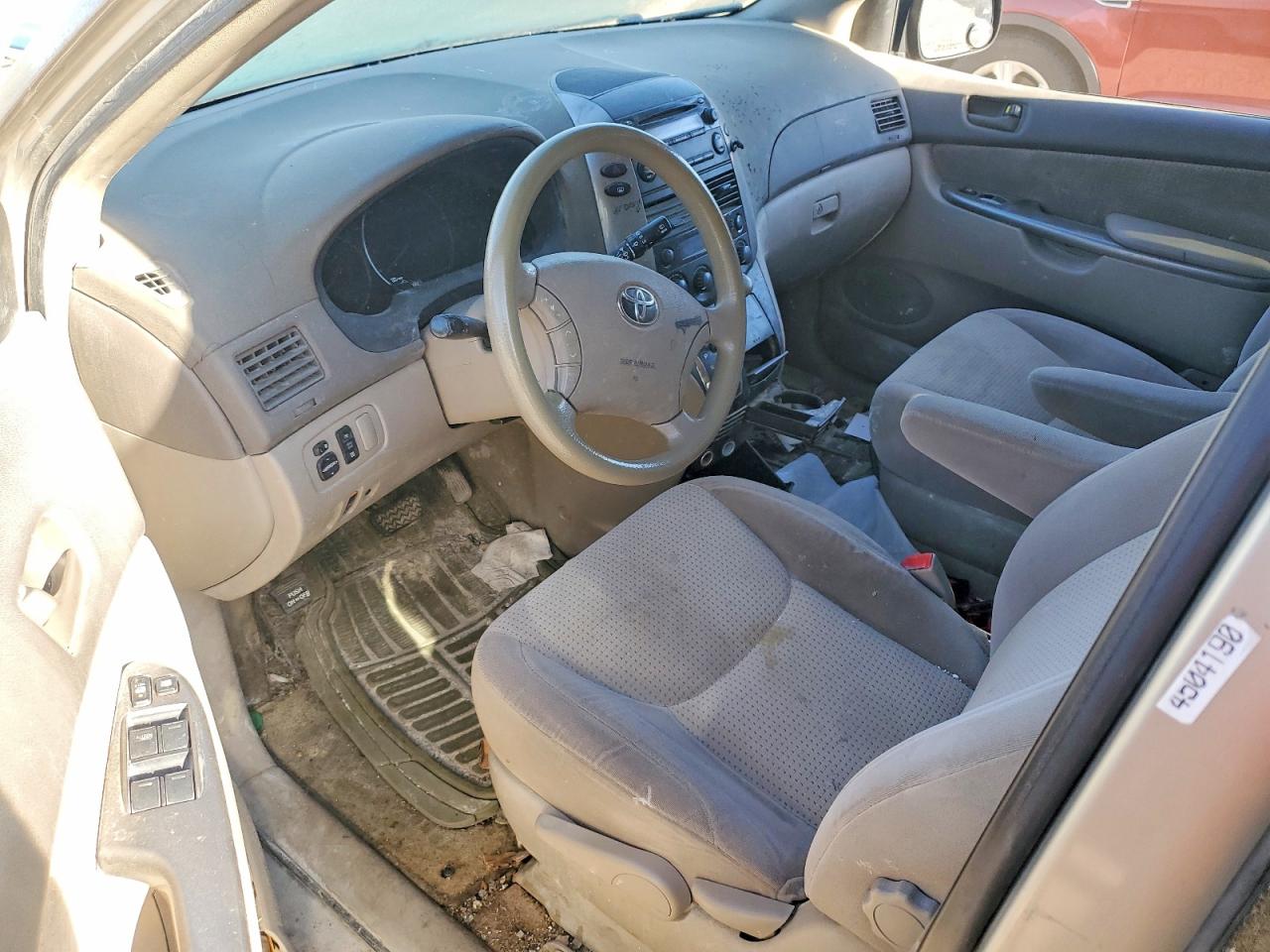 2007 Toyota Sienna Le 8-passenger Beige vin: 5TDZK23C17S064574