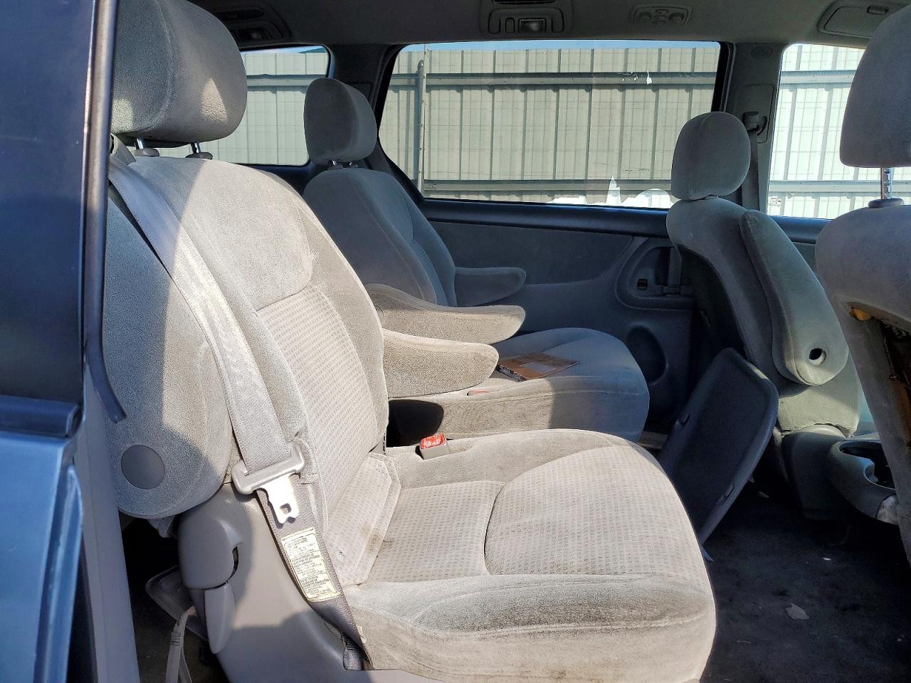2007 Toyota Sienna Ce 7-passenger Синий vin: 5TDZK23C17S066955