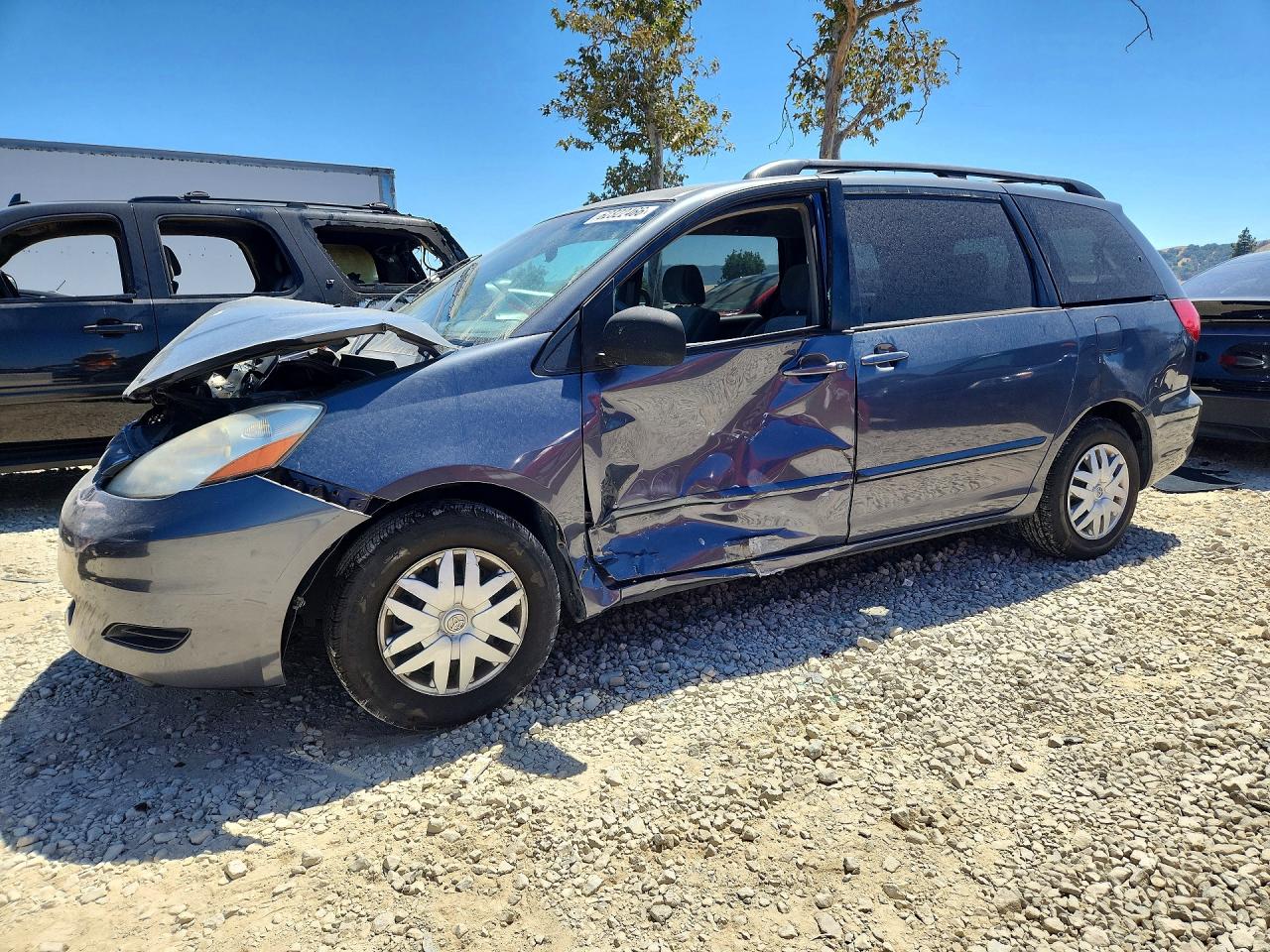 2007 Toyota Sienna Le 7-passenger Серый vin: 5TDZK23C17S073470