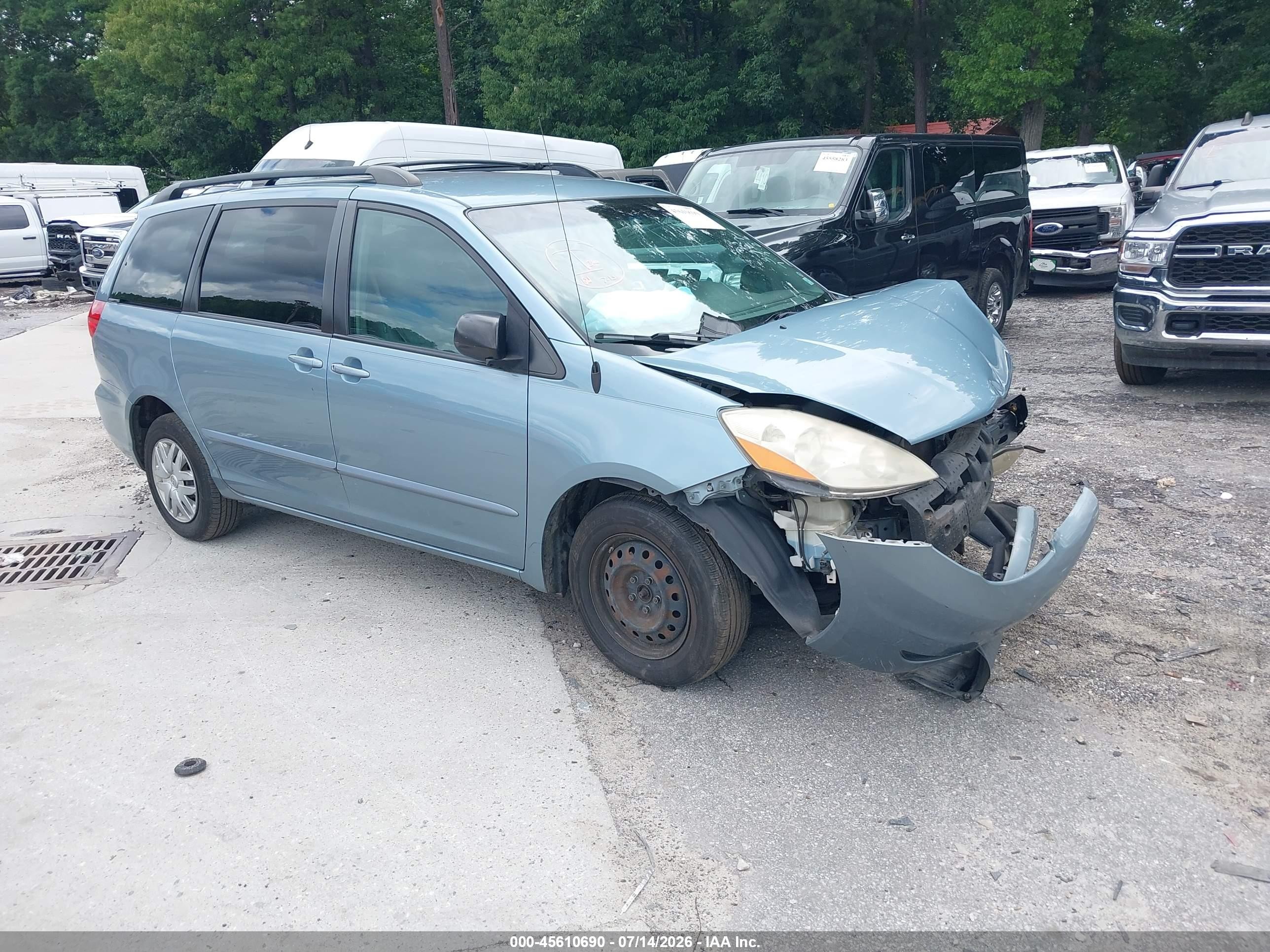 2007 Toyota Sienna Le Light Blue vin: 5TDZK23C17S073727