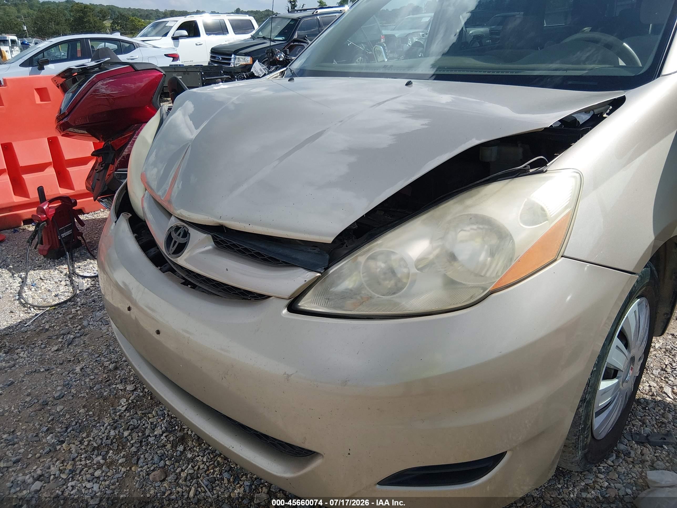 2007 Toyota Sienna Le Золотой vin: 5TDZK23C17S074747