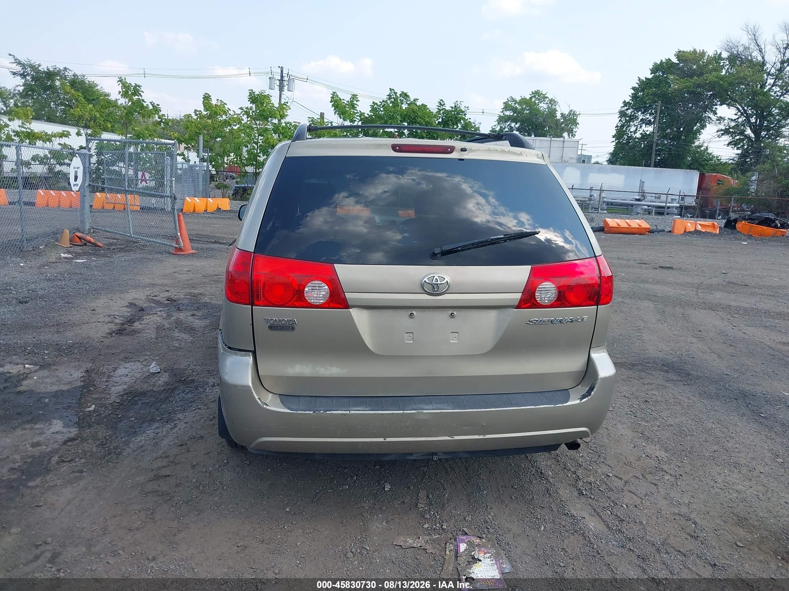 2007 Toyota Sienna Le Бежевый vin: 5TDZK23C17S077552