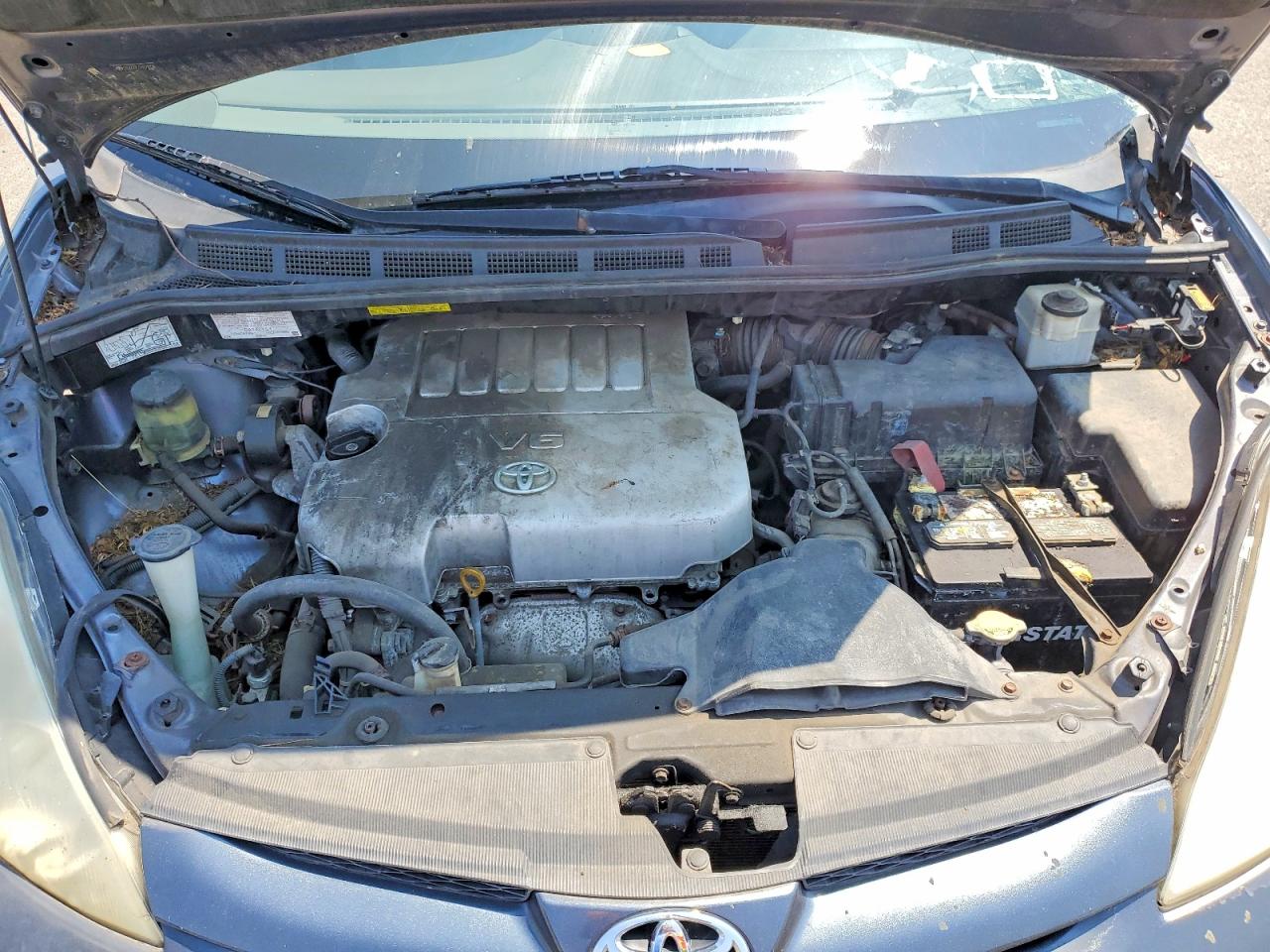 2007 Toyota Sienna Le 8-passenger Gray vin: 5TDZK23C17S078958