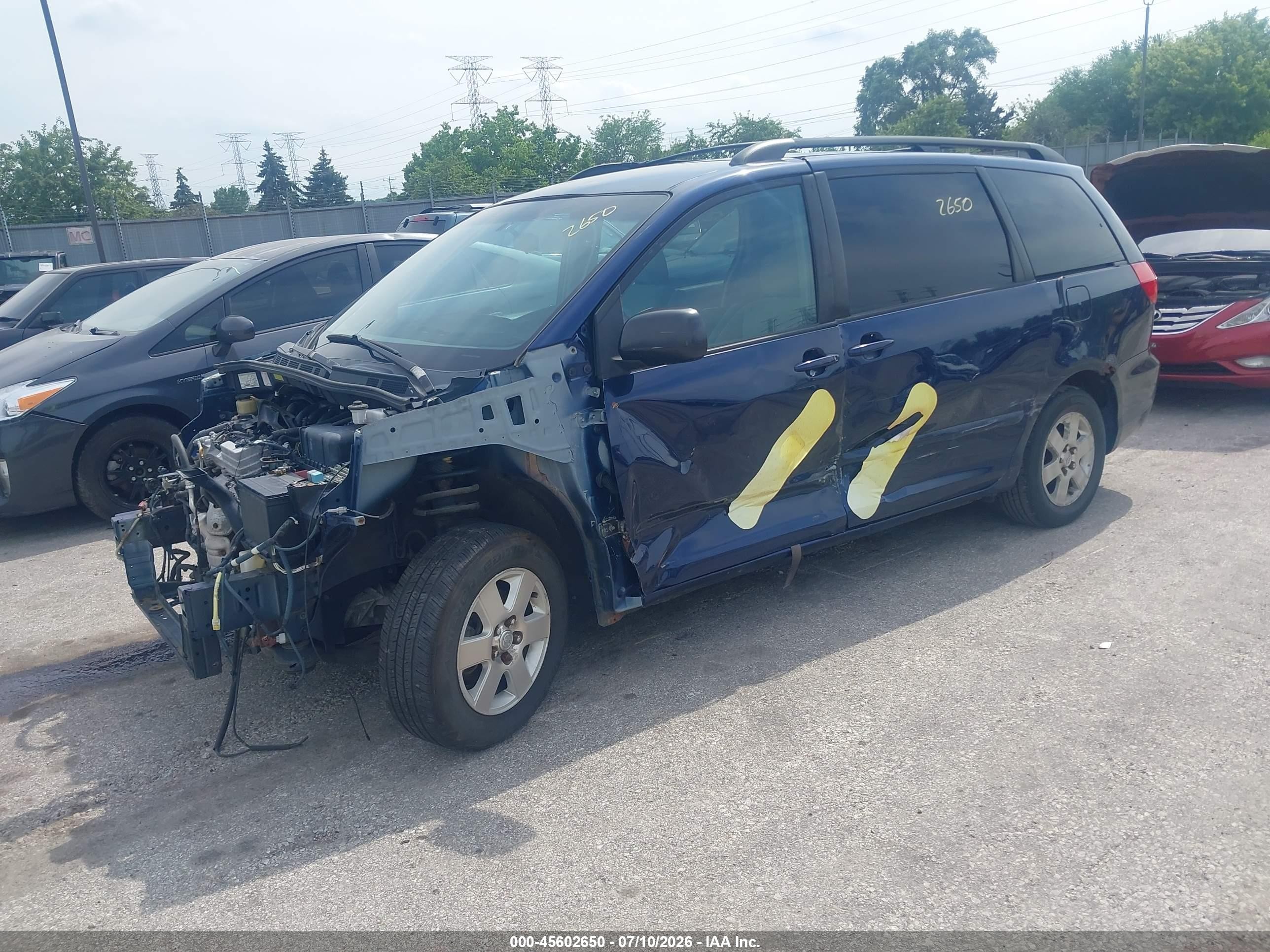 2007 Toyota Sienna Le Blue vin: 5TDZK23C17S084498