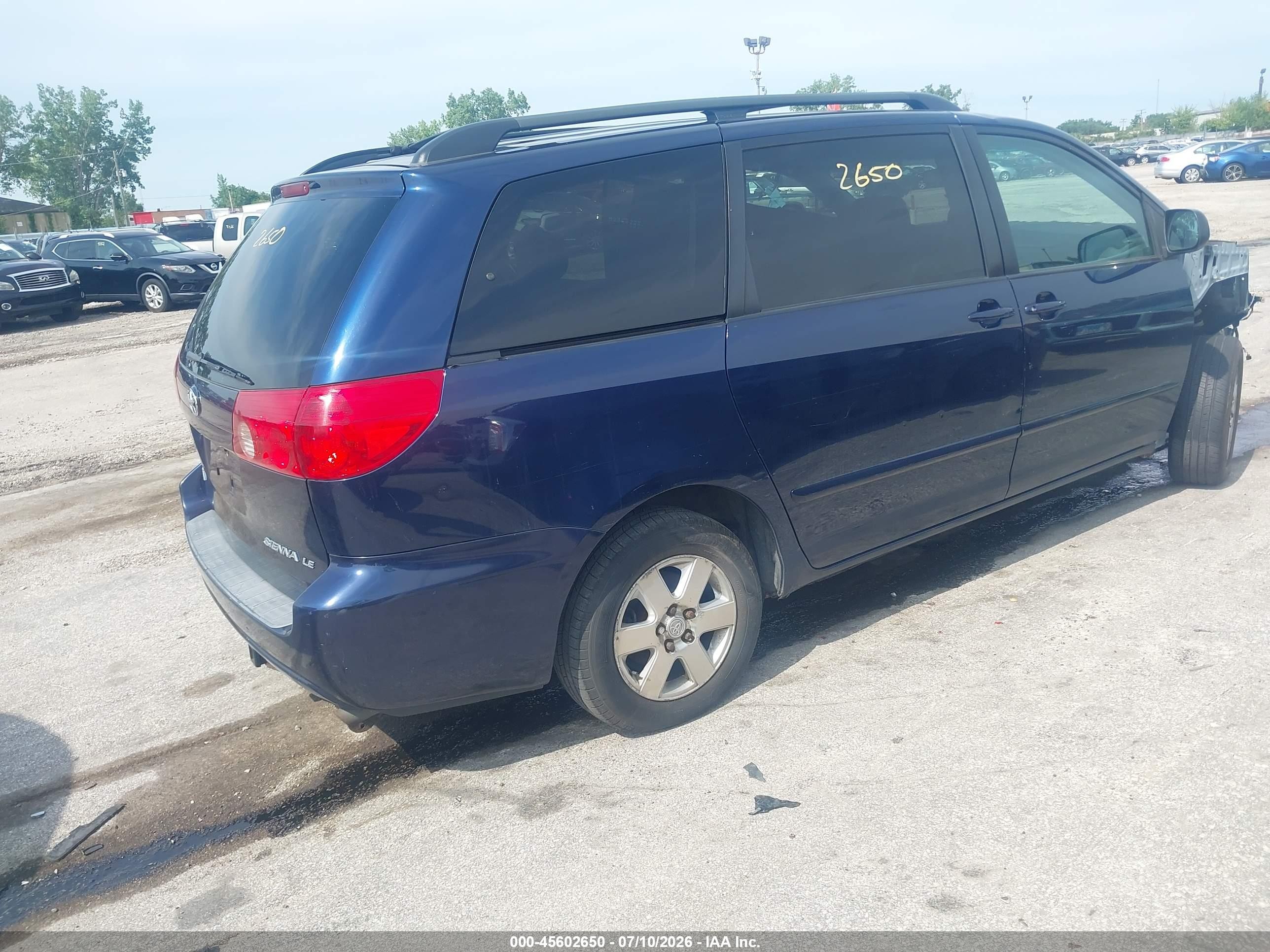 2007 Toyota Sienna Le Blue vin: 5TDZK23C17S084498