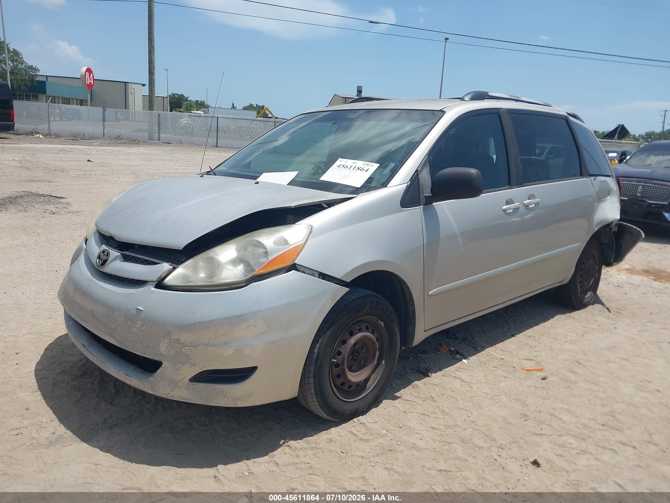 2008 Toyota Sienna Le Silver vin: 5TDZK23C18S142949