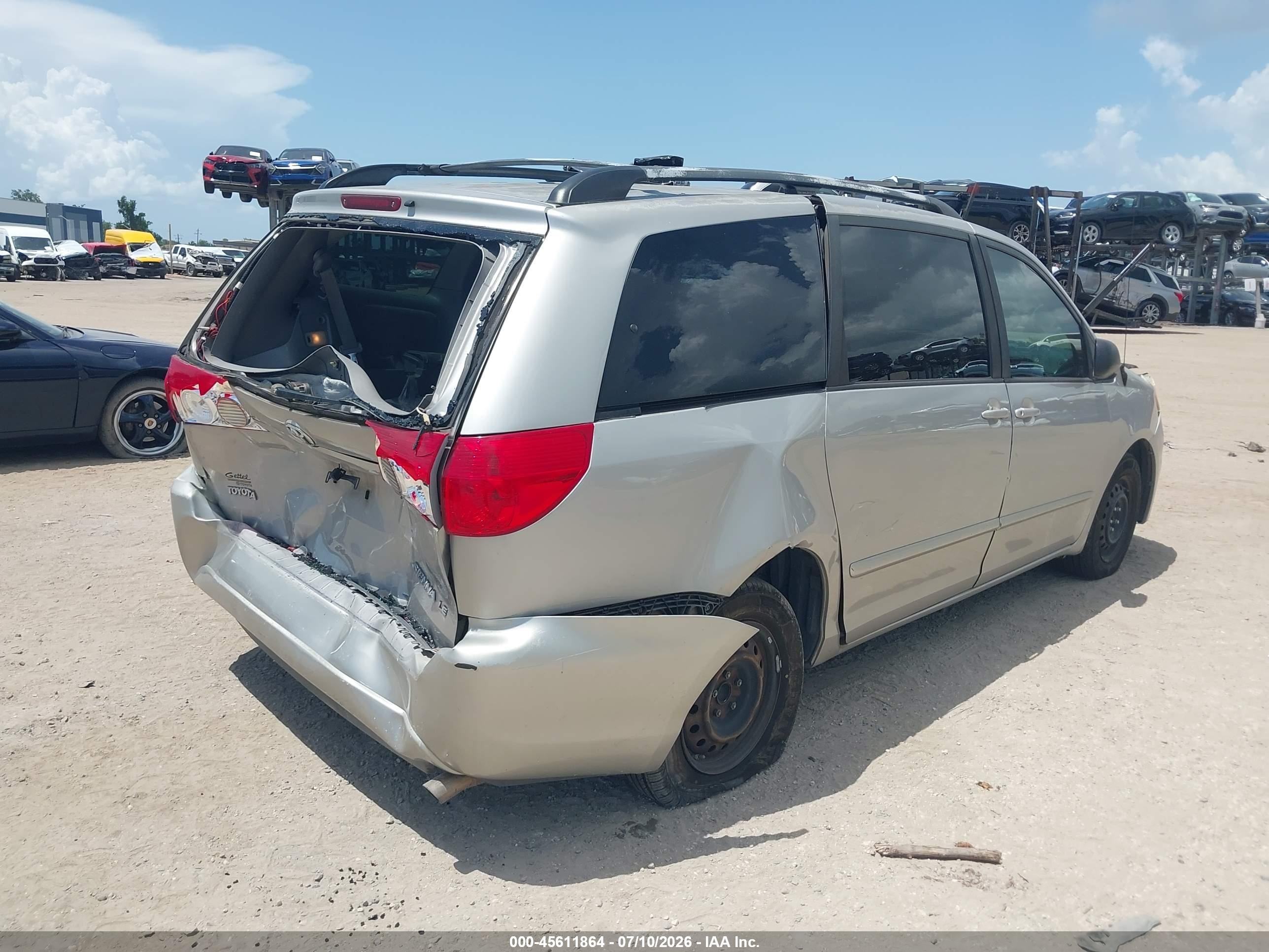 2008 Toyota Sienna Le Silver vin: 5TDZK23C18S142949