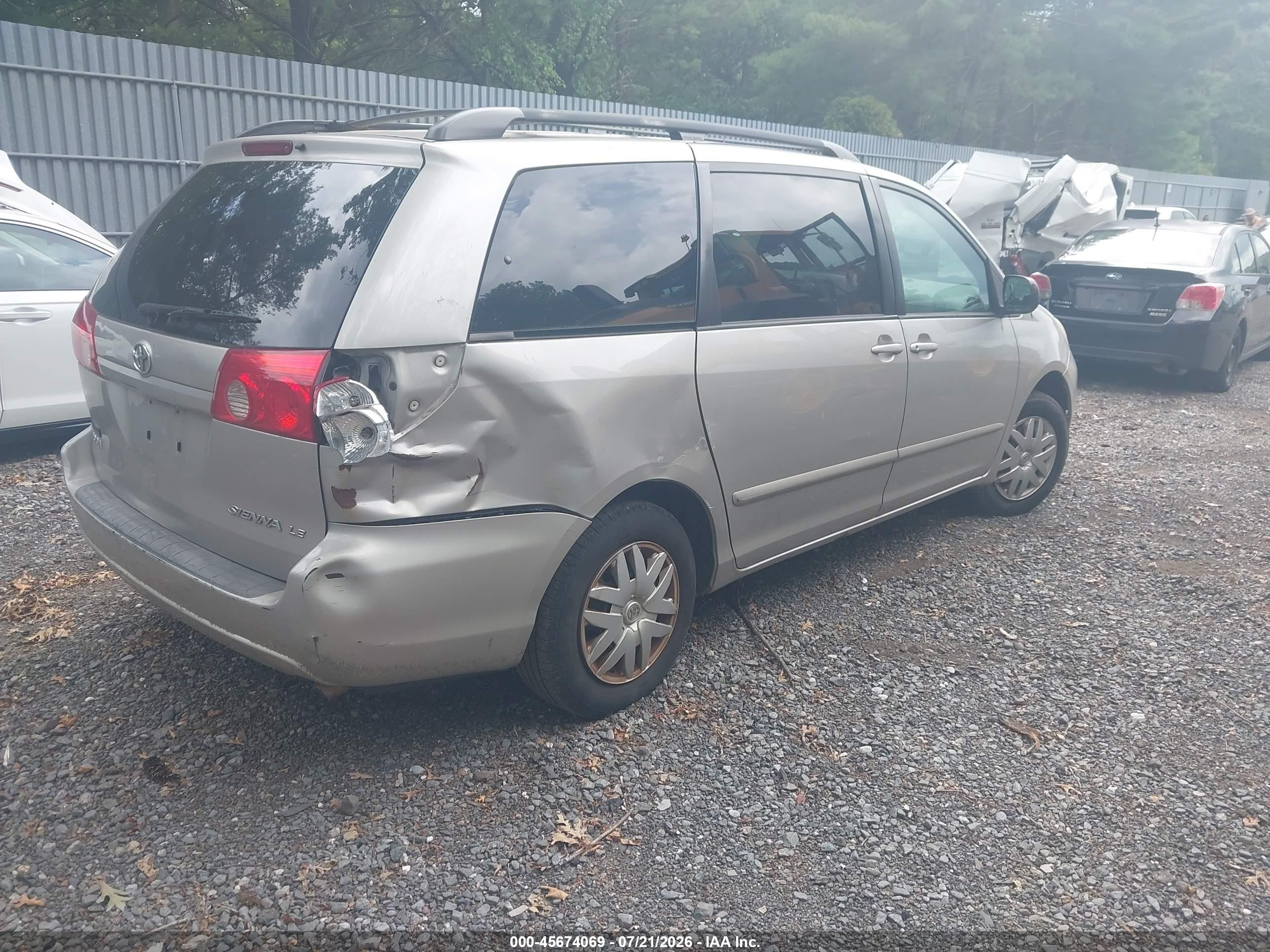 2008 Toyota Sienna Le Beige vin: 5TDZK23C18S162893