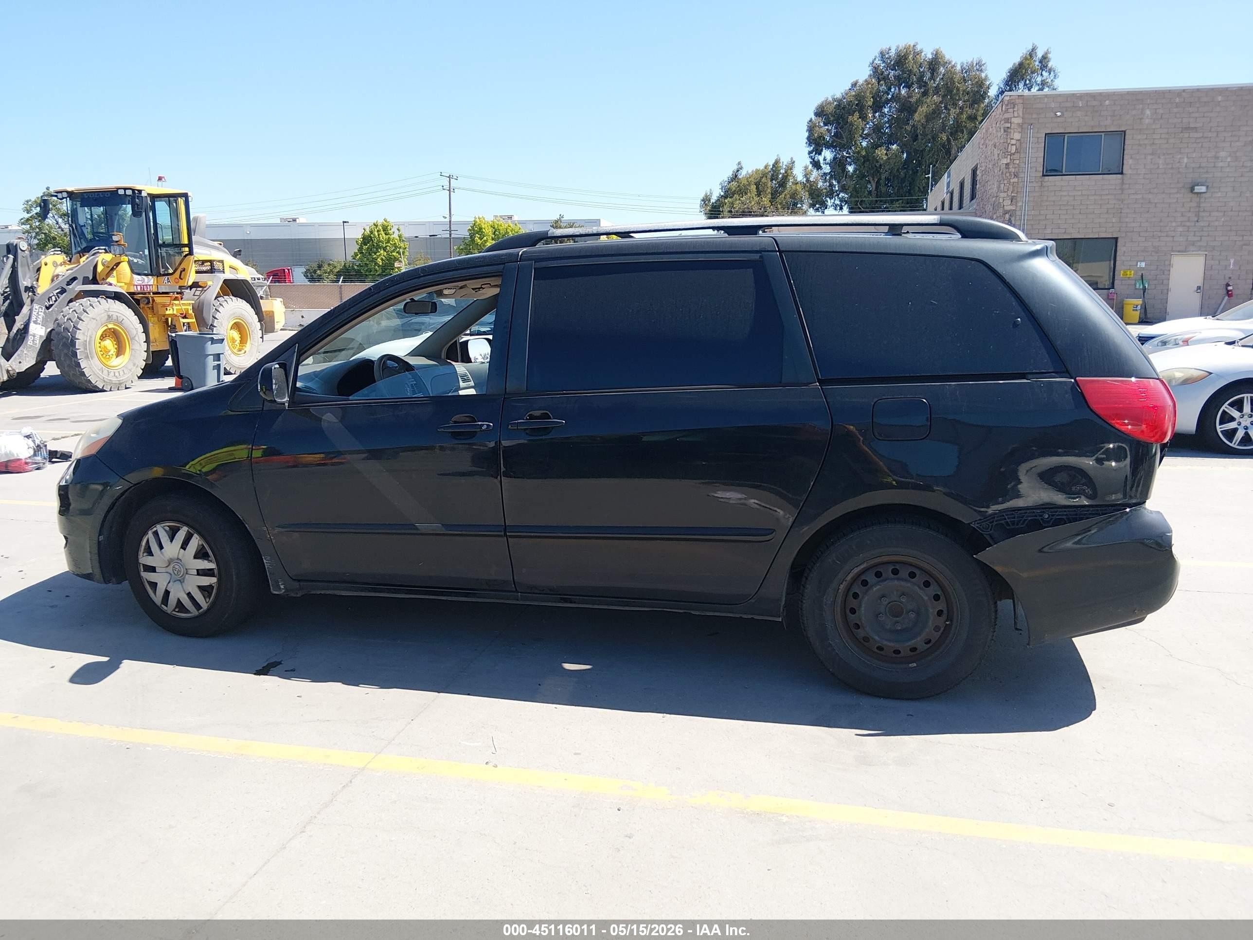 2008 Toyota Sienna Le Black vin: 5TDZK23C18S186286