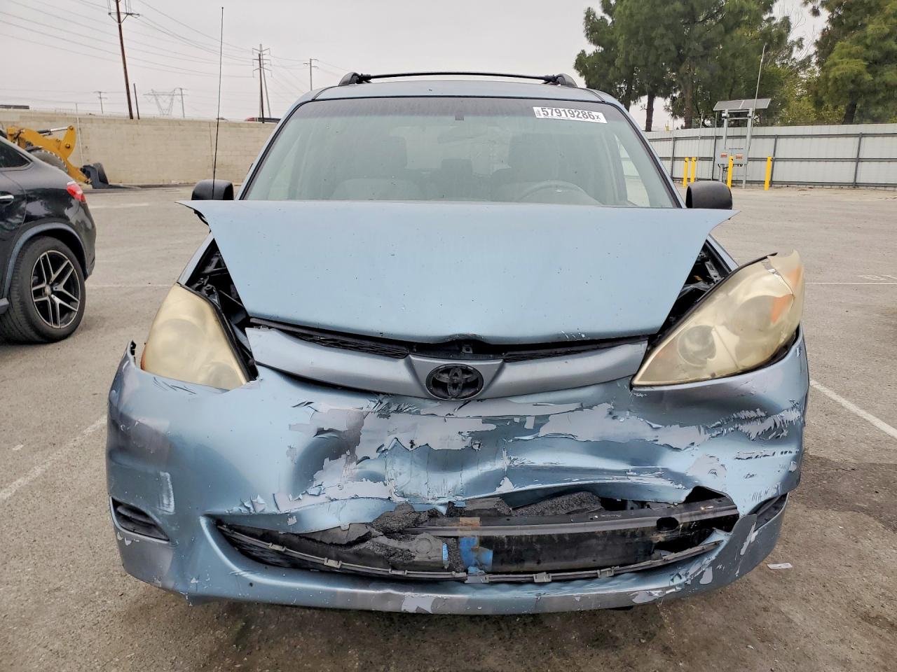 2008 Toyota Sienna Le 8 Passenger Teal vin: 5TDZK23C18S190354