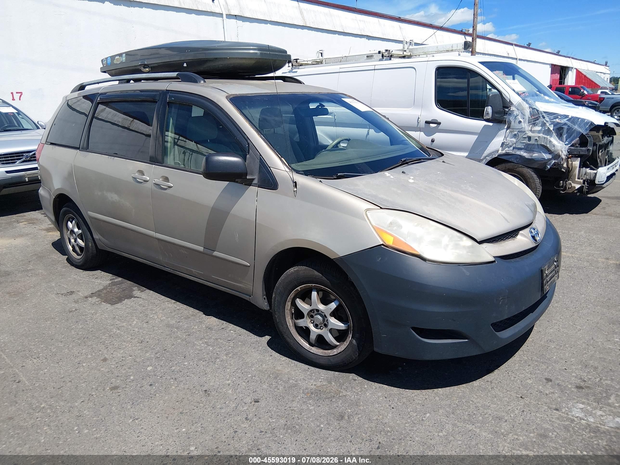 2008 Toyota Sienna Le Gold vin: 5TDZK23C18S199653