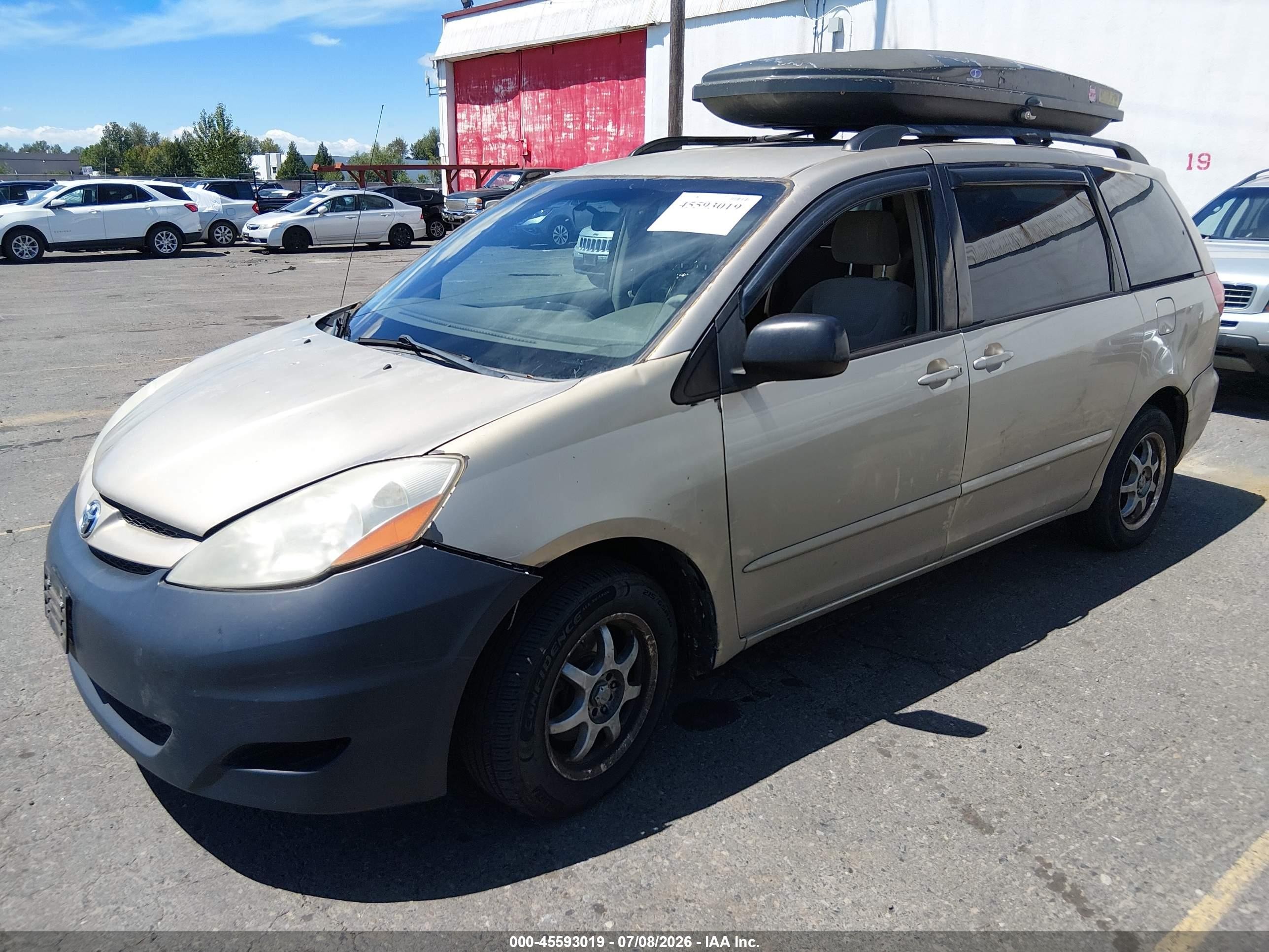 2008 Toyota Sienna Le Gold vin: 5TDZK23C18S199653
