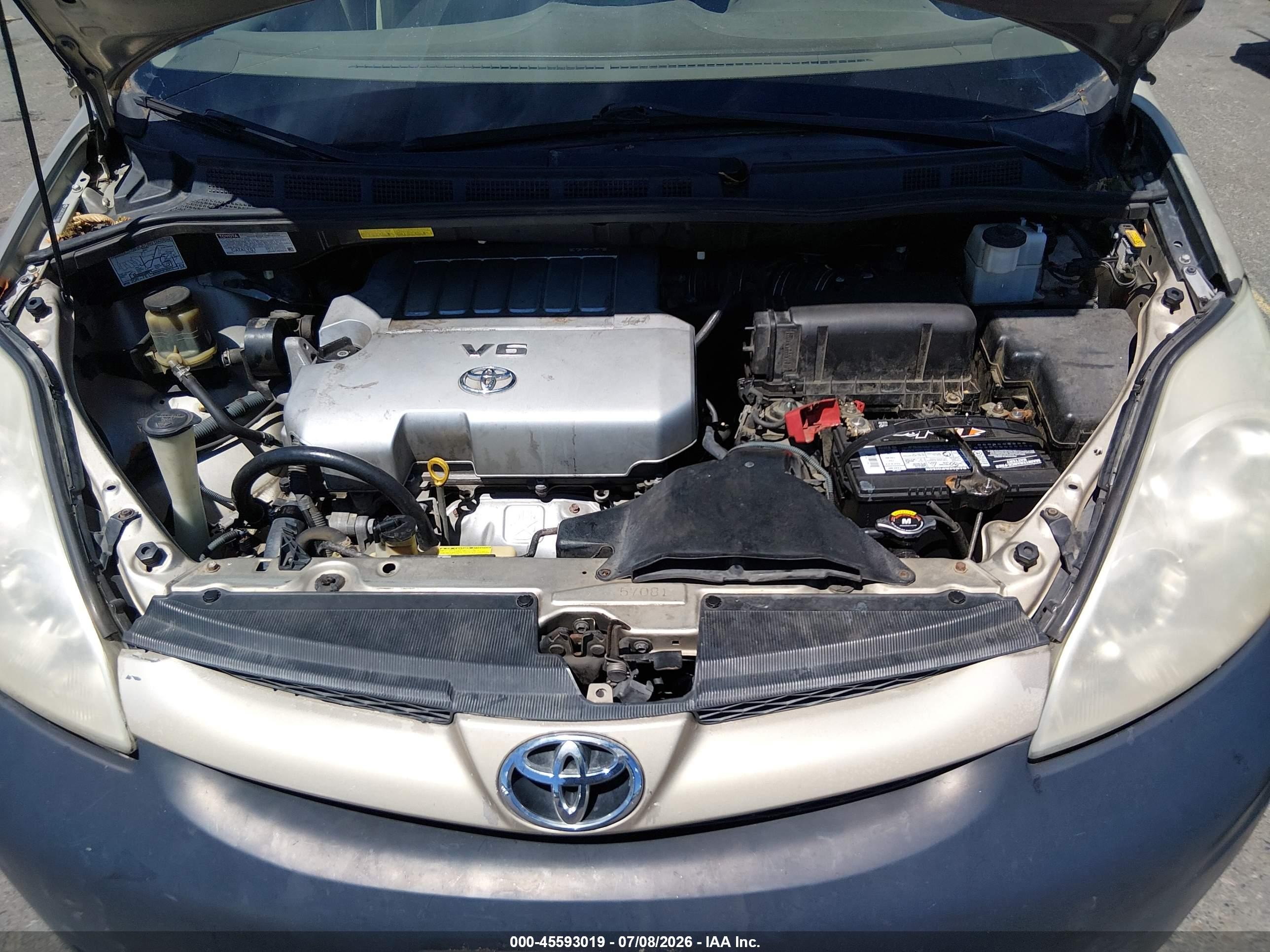 2008 Toyota Sienna Le Gold vin: 5TDZK23C18S199653