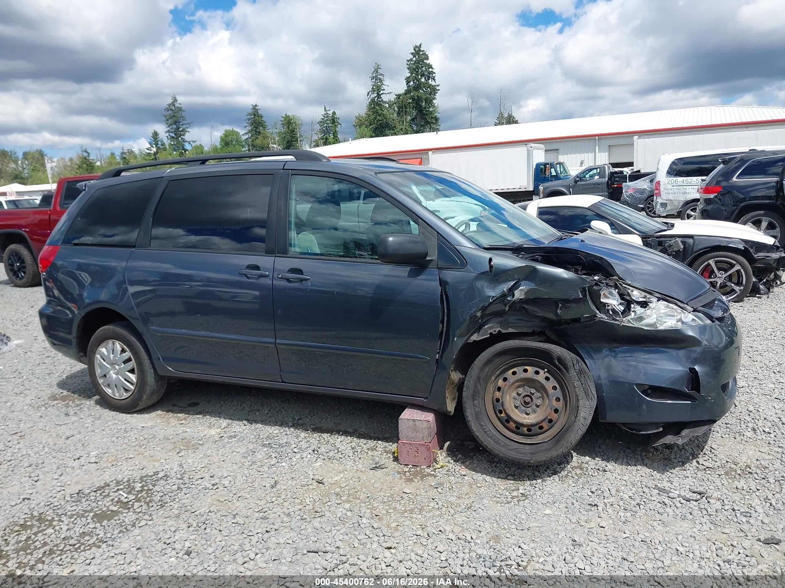 2009 Toyota Sienna Le Gray vin: 5TDZK23C19S240798