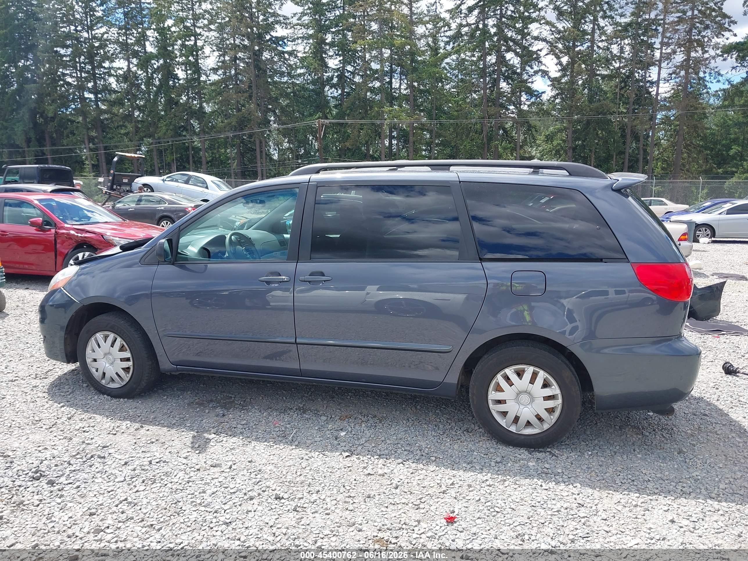 2009 Toyota Sienna Le Gray vin: 5TDZK23C19S240798