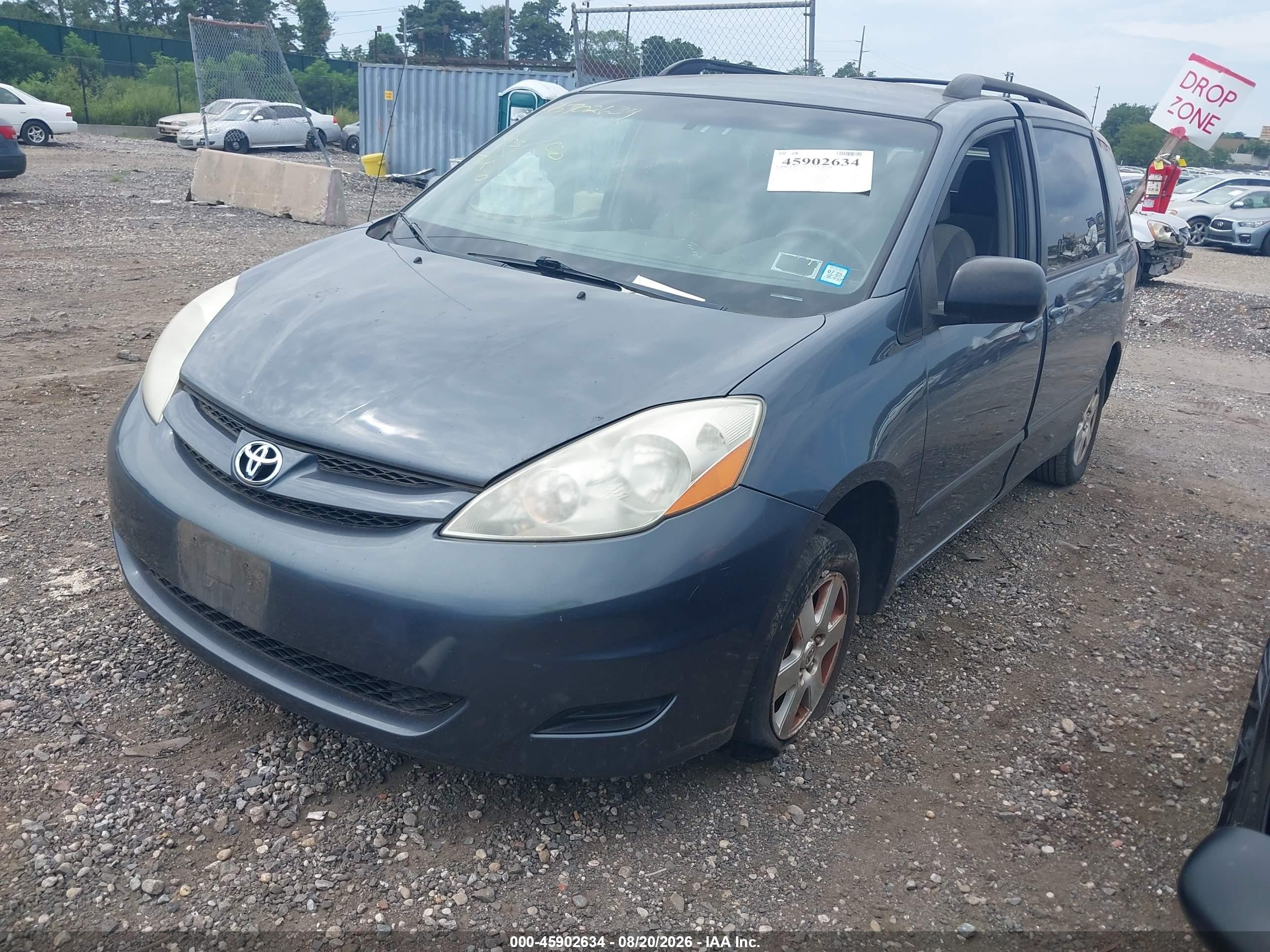 2009 Toyota Sienna Le Green vin: 5TDZK23C19S243197