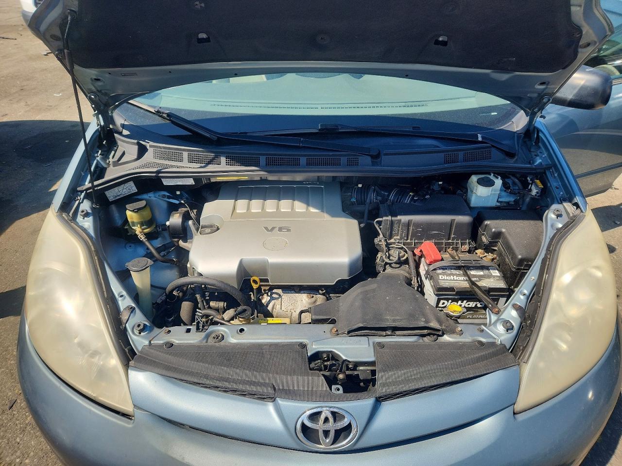 2009 Toyota Sienna Le 8-passenger Blue vin: 5TDZK23C19S245550