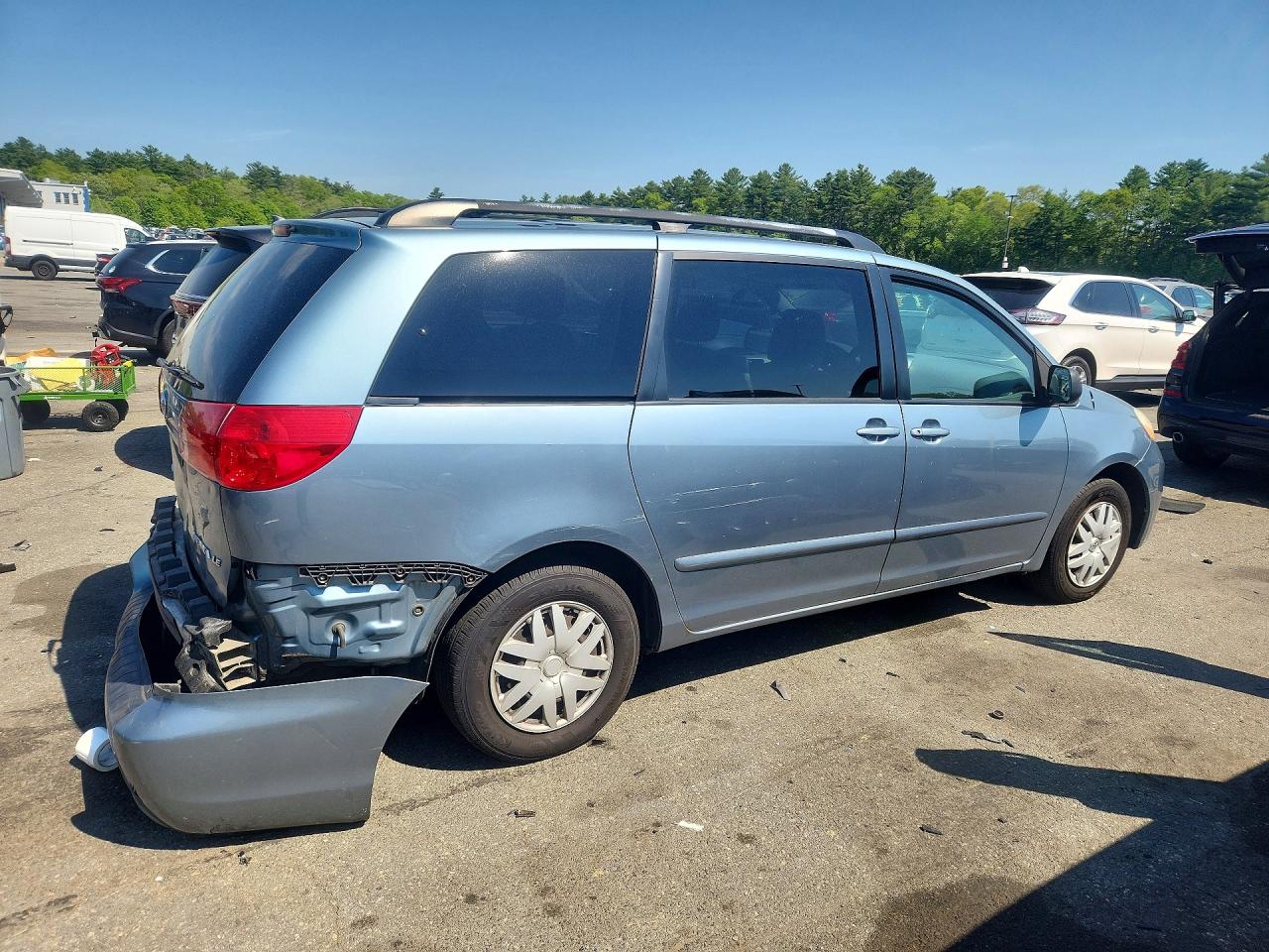 2009 Toyota Sienna Le 8-passenger Blue vin: 5TDZK23C19S245550