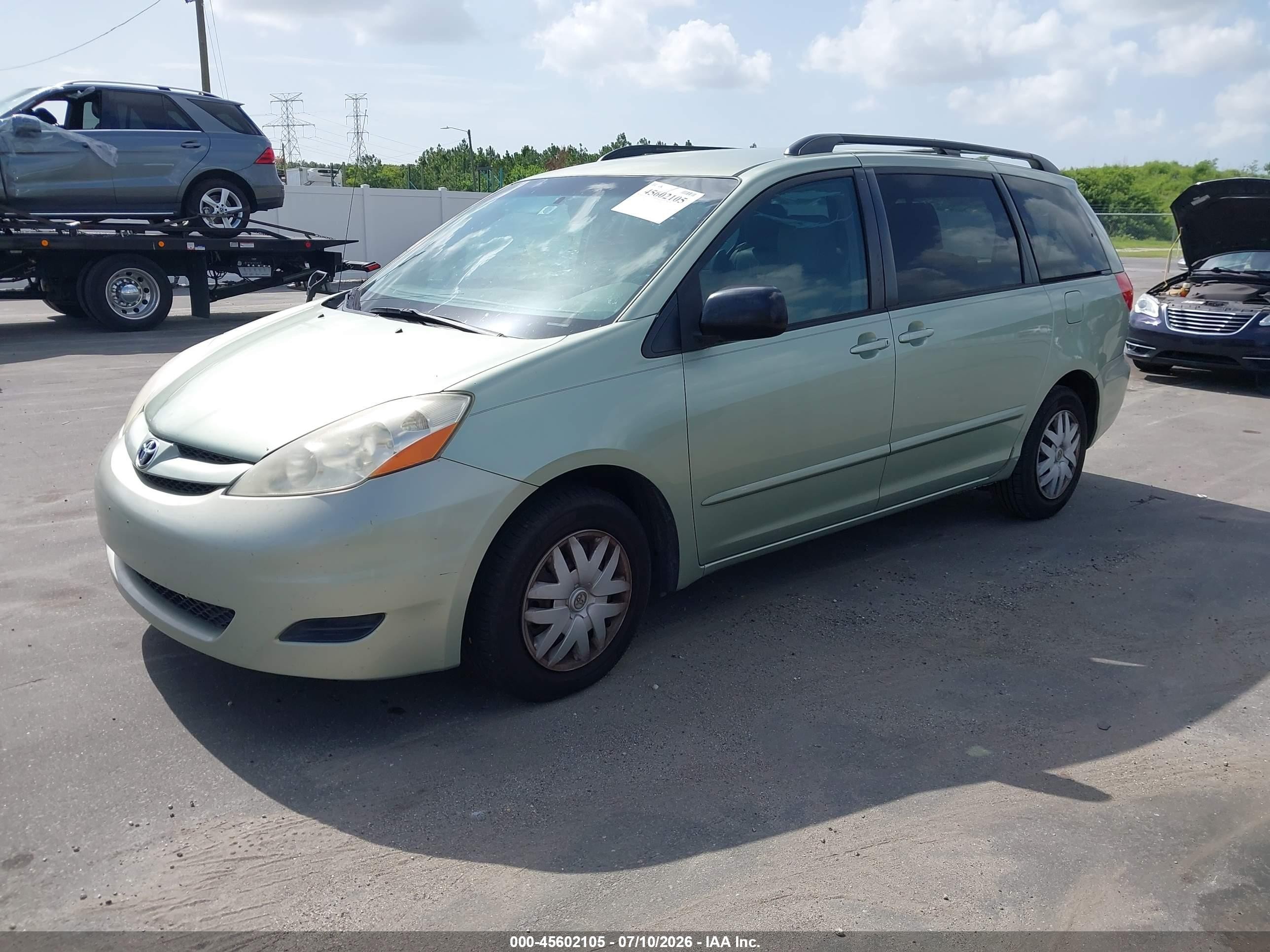 2009 Toyota Sienna Le Green vin: 5TDZK23C19S266866