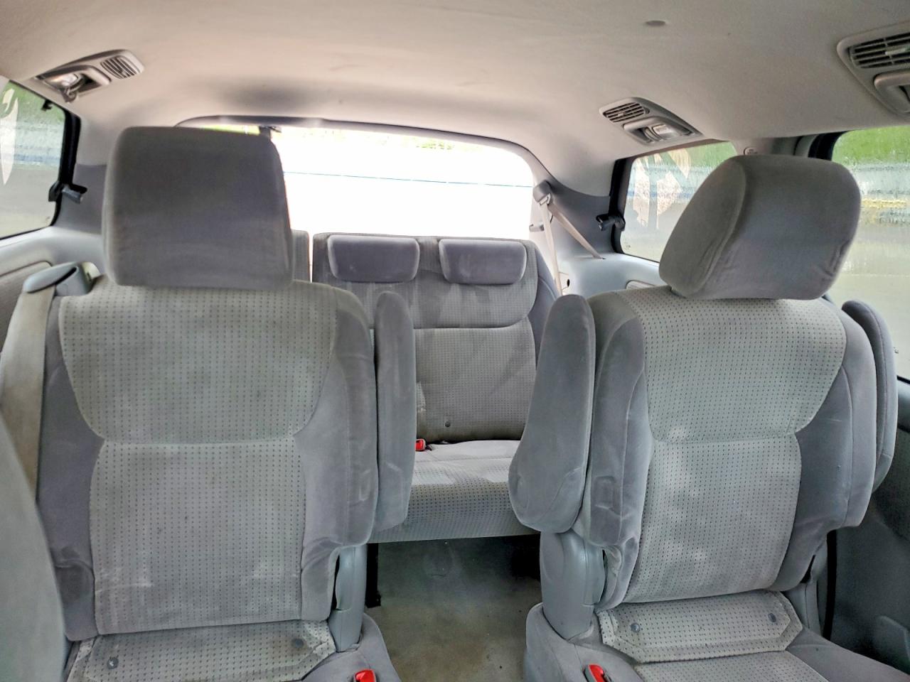 2009 Toyota Sienna Le 7-passenger Blue vin: 5TDZK23C19S269718