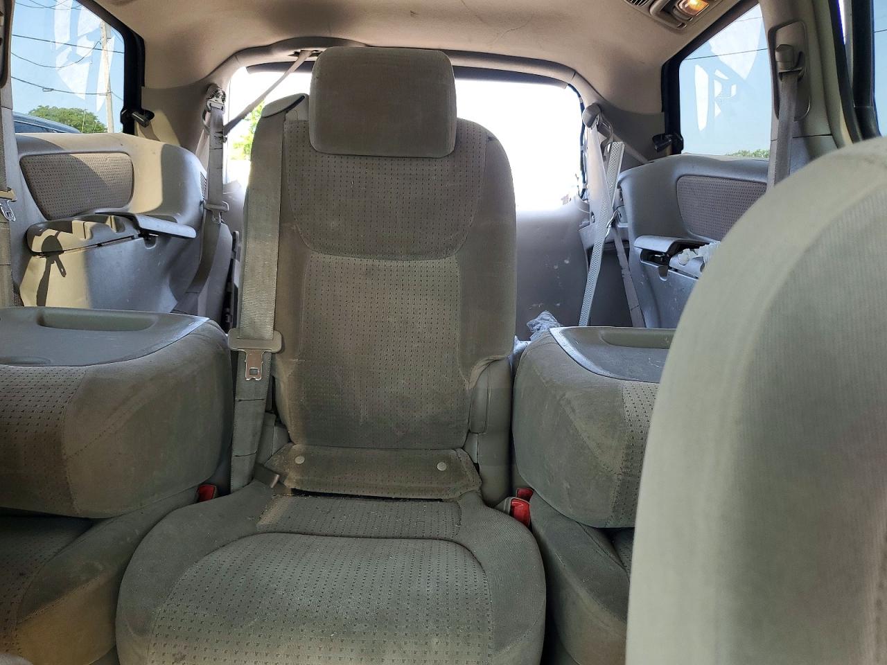 2009 Toyota Sienna Le 8-passenger White vin: 5TDZK23C19S284039