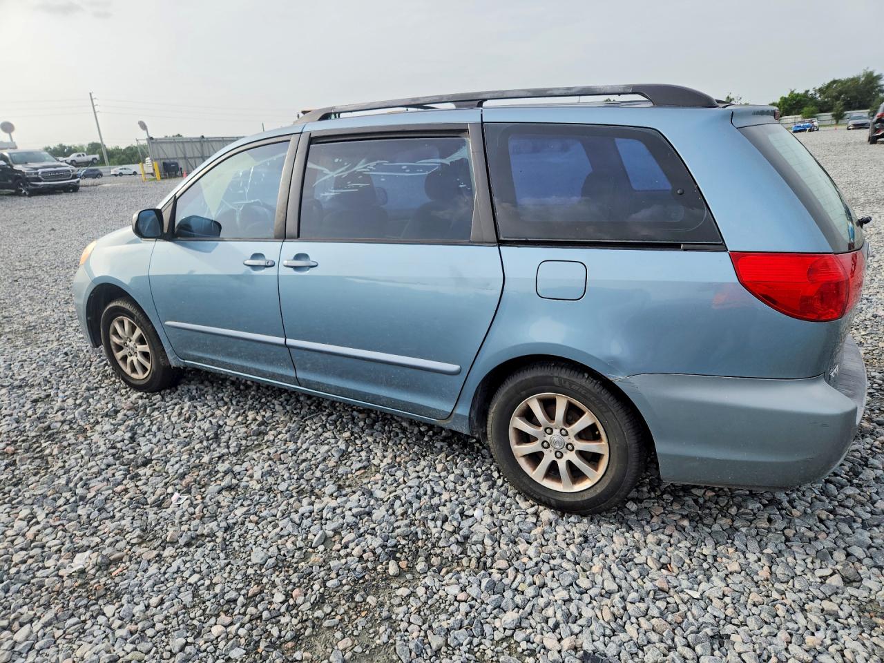 2007 Toyota Sienna Ce 8-passenger Teal vin: 5TDZK23C27S002715