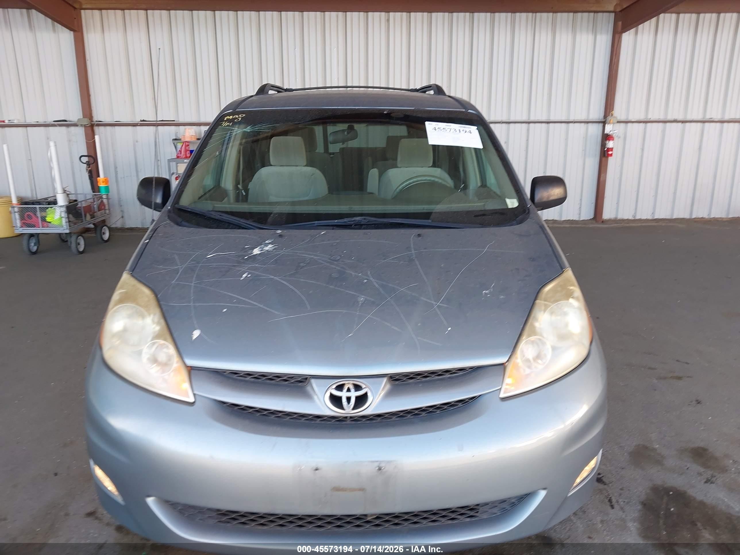 2007 Toyota Sienna Le Light Blue vin: 5TDZK23C27S002732