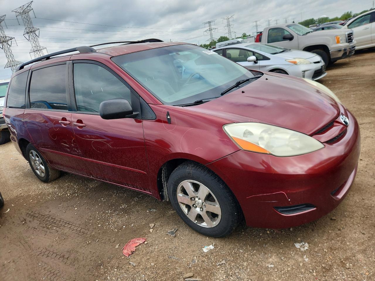 2007 Toyota Sienna Le 7-passenger Burgundy vin: 5TDZK23C27S003069