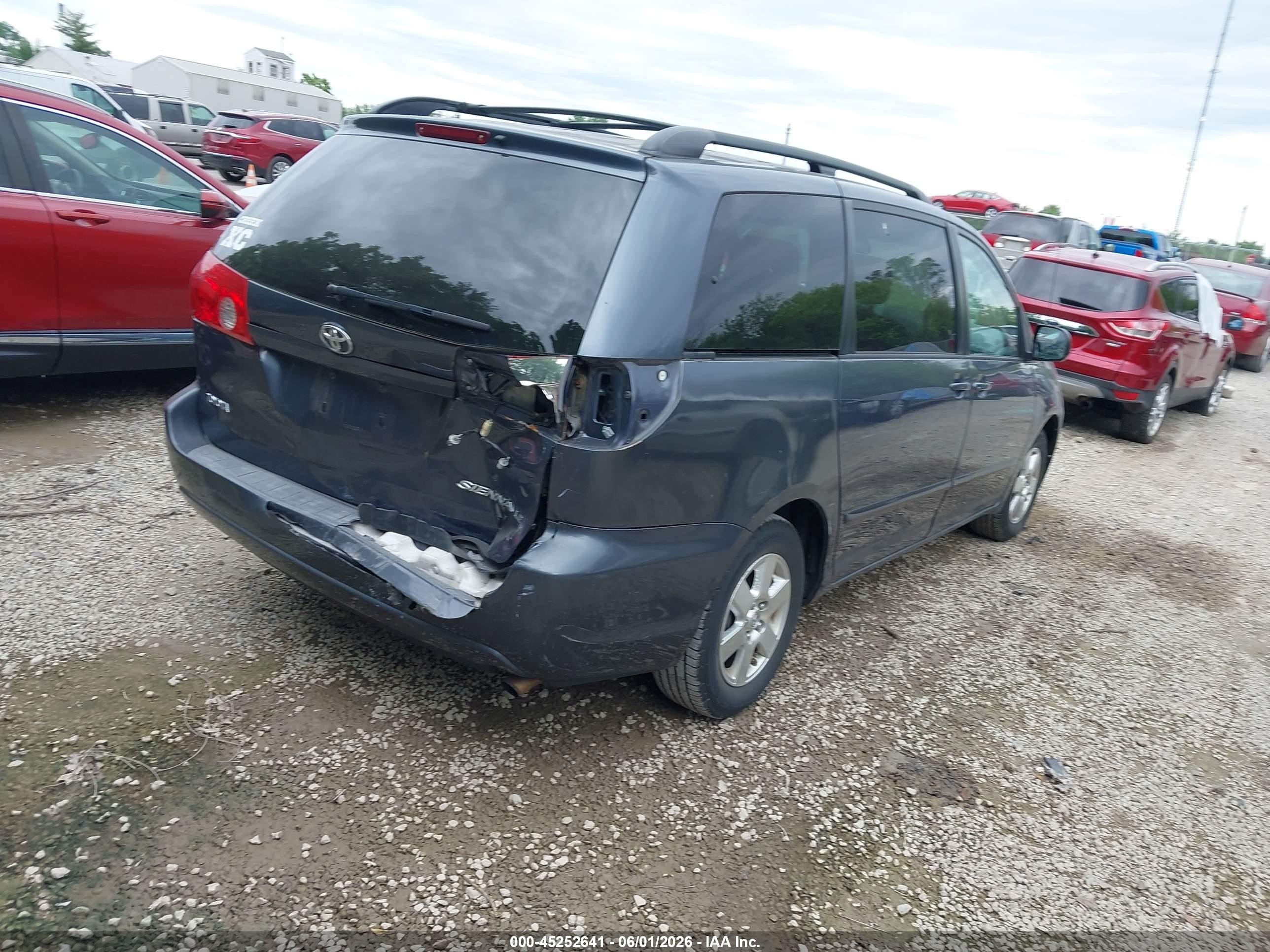 2007 Toyota Sienna Le Blue vin: 5TDZK23C27S012886