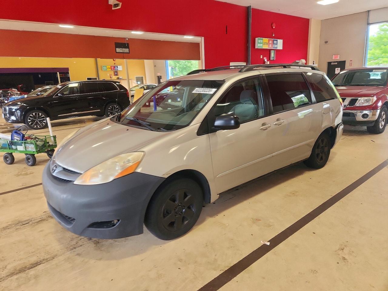 2007 Toyota Sienna Le 7-passenger Gray vin: 5TDZK23C27S013312