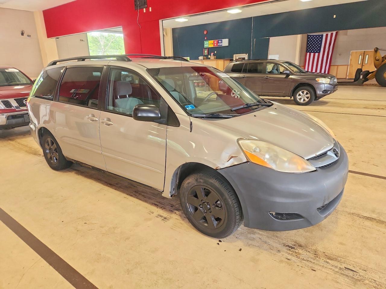 2007 Toyota Sienna Le 7-passenger Gray vin: 5TDZK23C27S013312