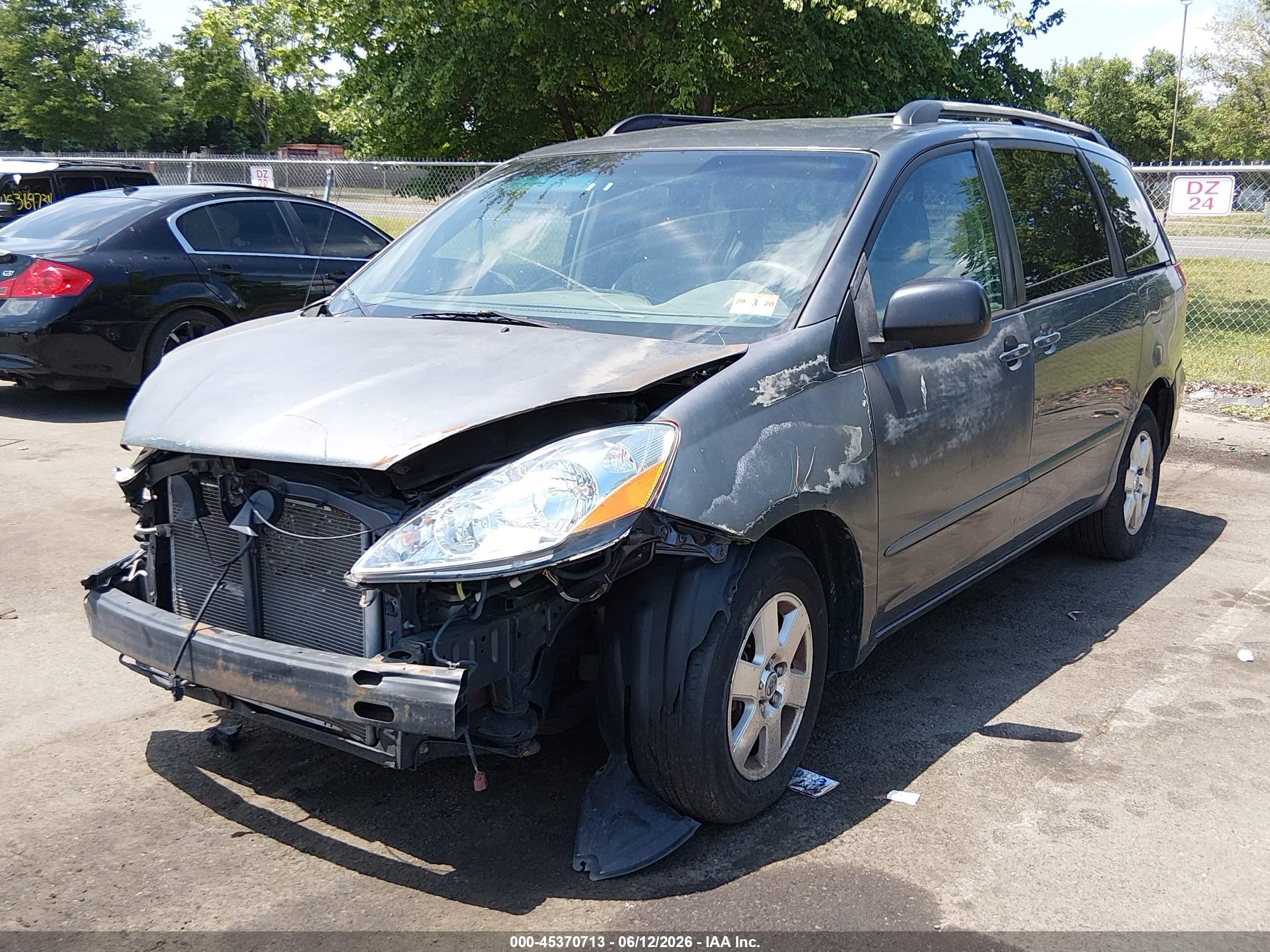 2007 Toyota Sienna Le Зеленый vin: 5TDZK23C27S021930