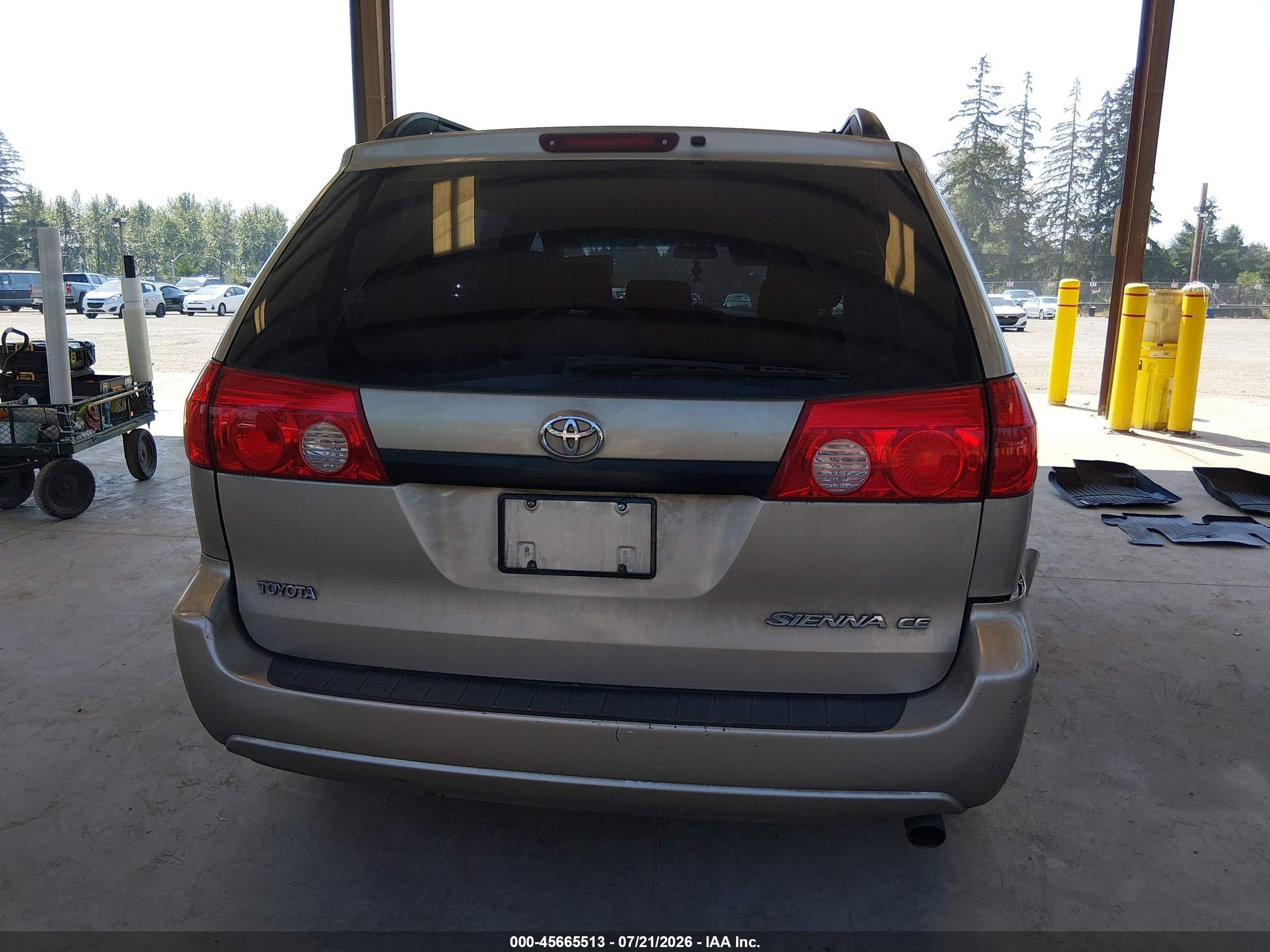 2007 Toyota Sienna Ce Brown vin: 5TDZK23C27S032717